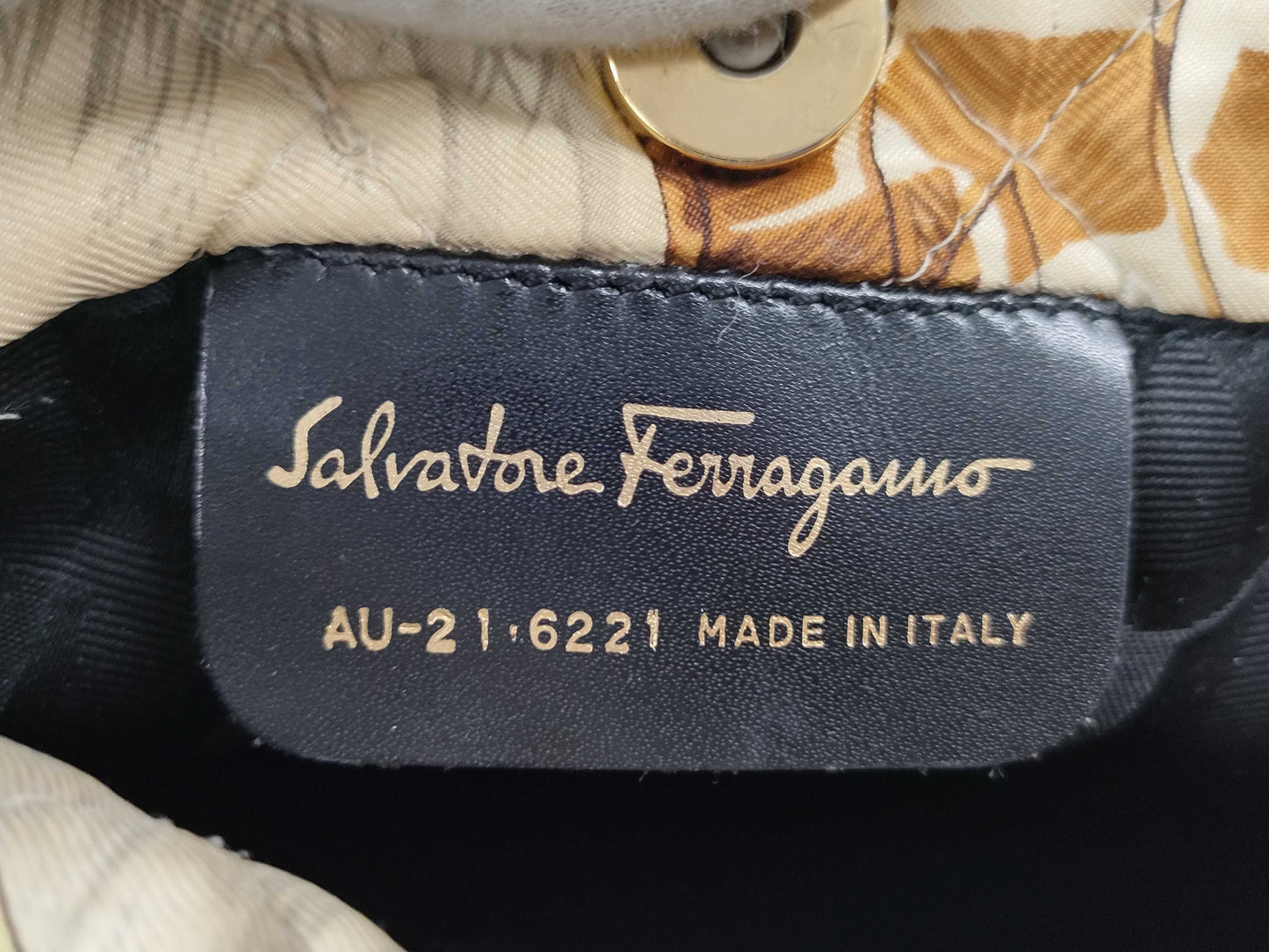 Salvatore Ferragamo Animal Tote AU-21 Shoulder Bag