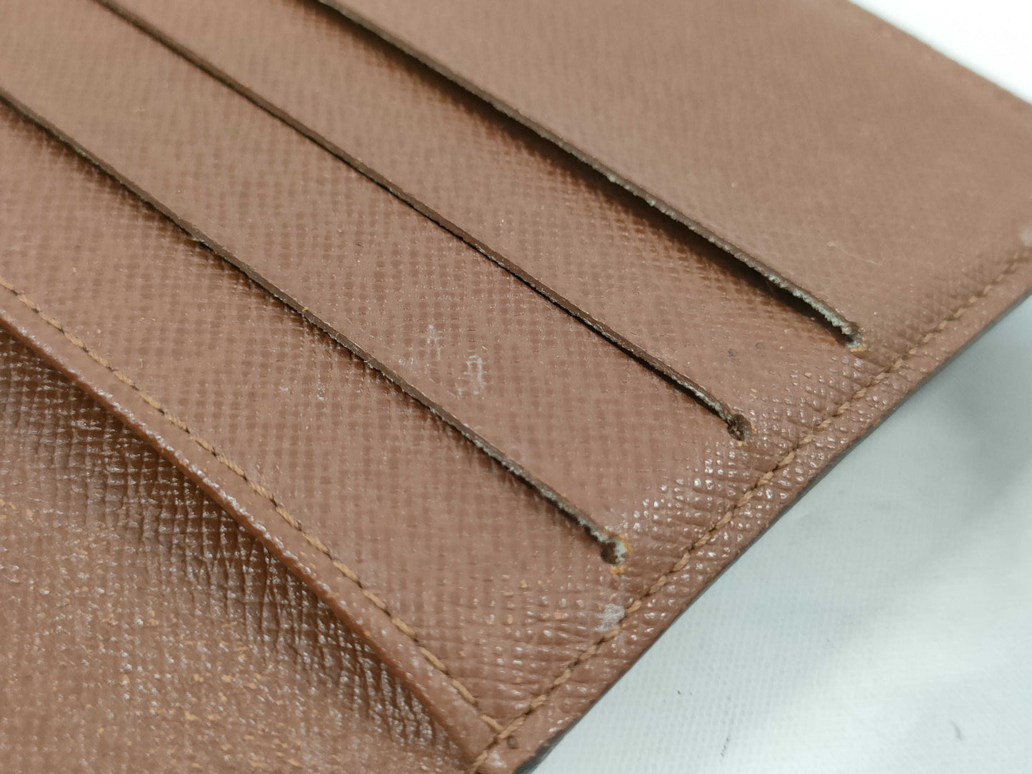 LOUIS VUITTON Monogram M61217 Portefeuille International Wallet