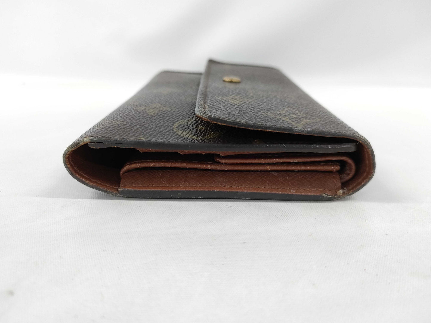 LOUIS VUITTON Monogram M61217 Portefeuille International Wallet