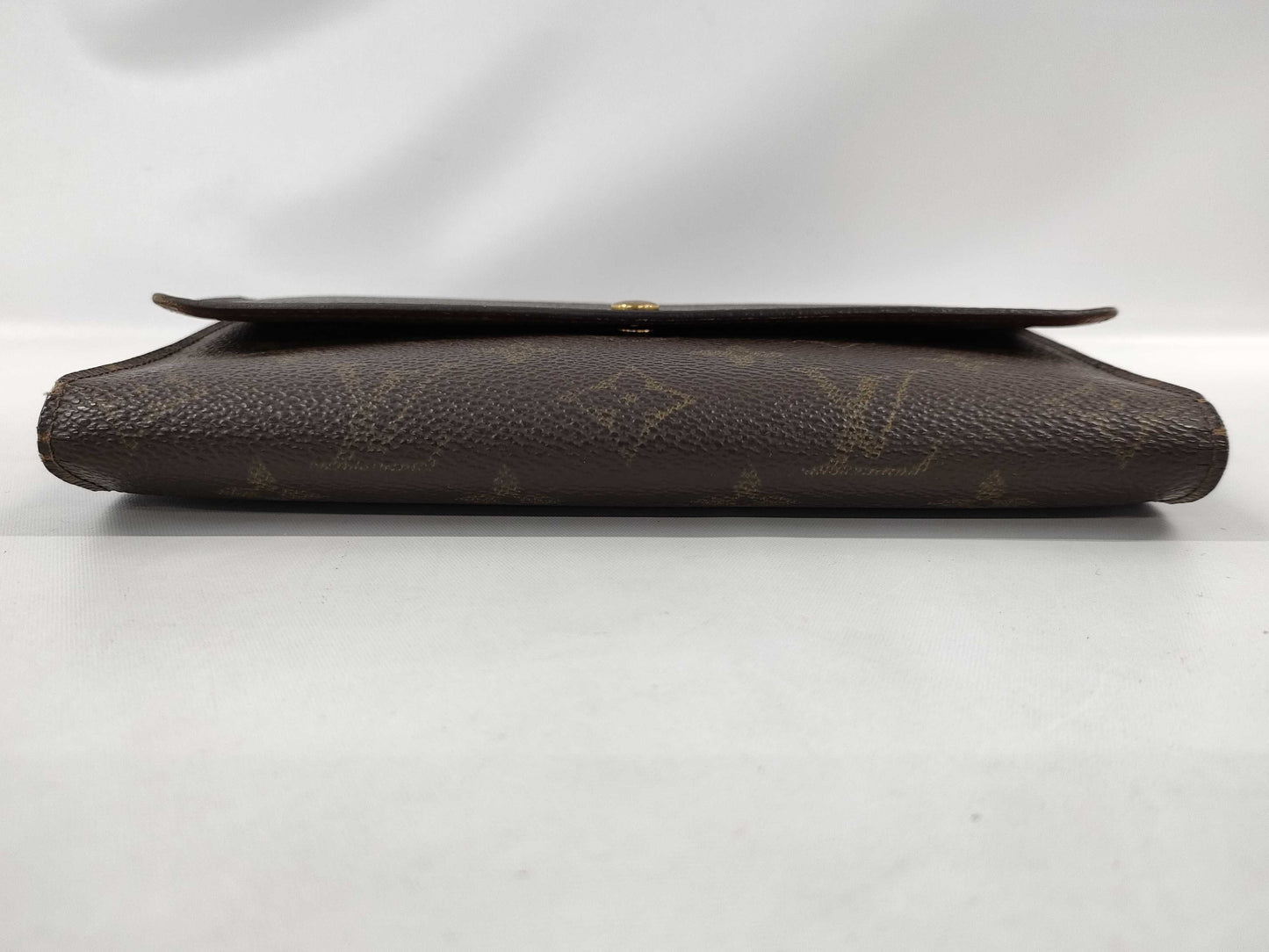 LOUIS VUITTON Monogram M61217 Portefeuille International Wallet