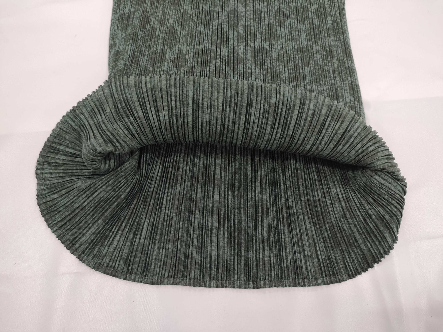 ISSEY MIYAKE Pleats Please Buttoned Top