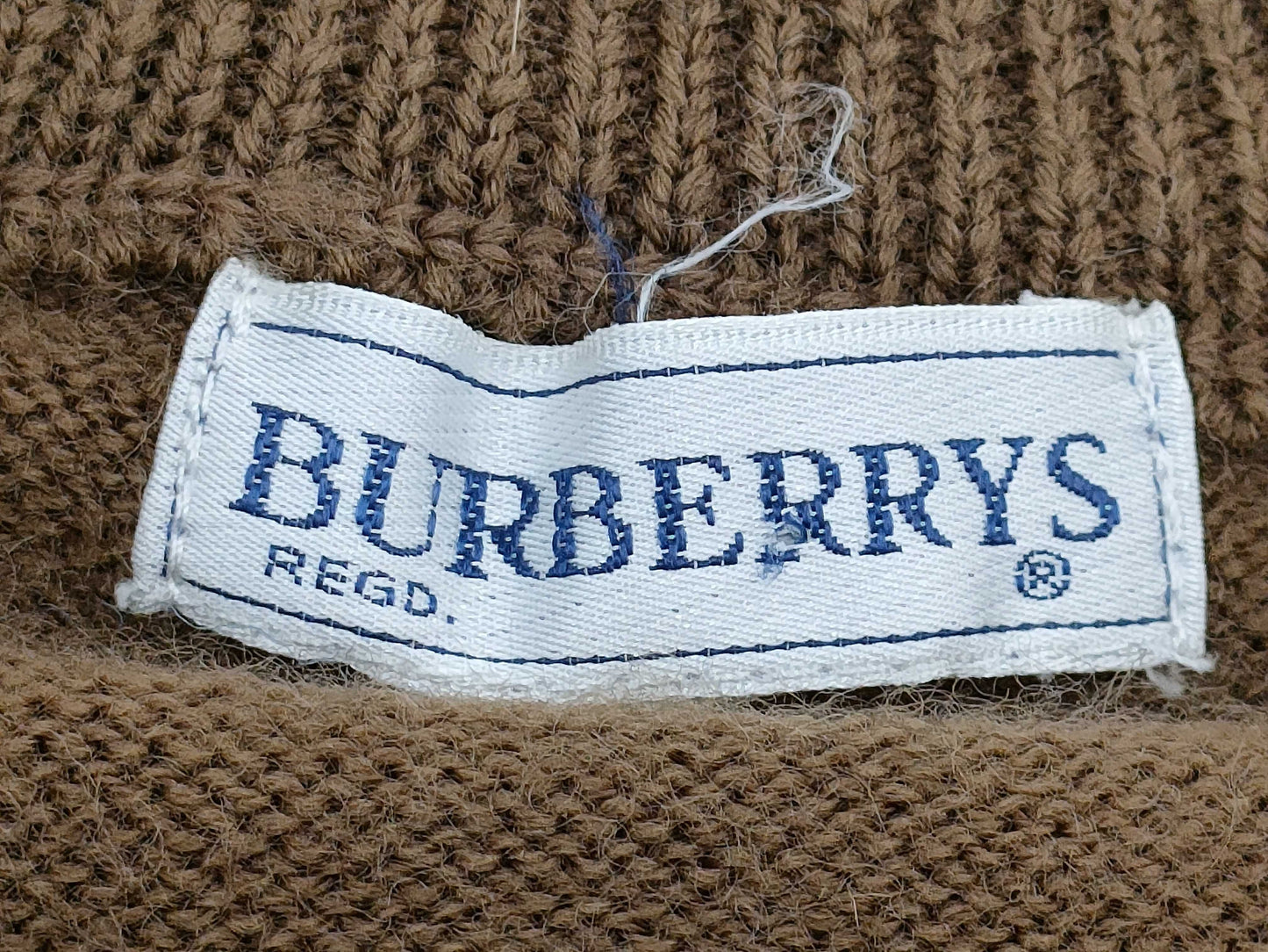 BURBERRY knit sweater top