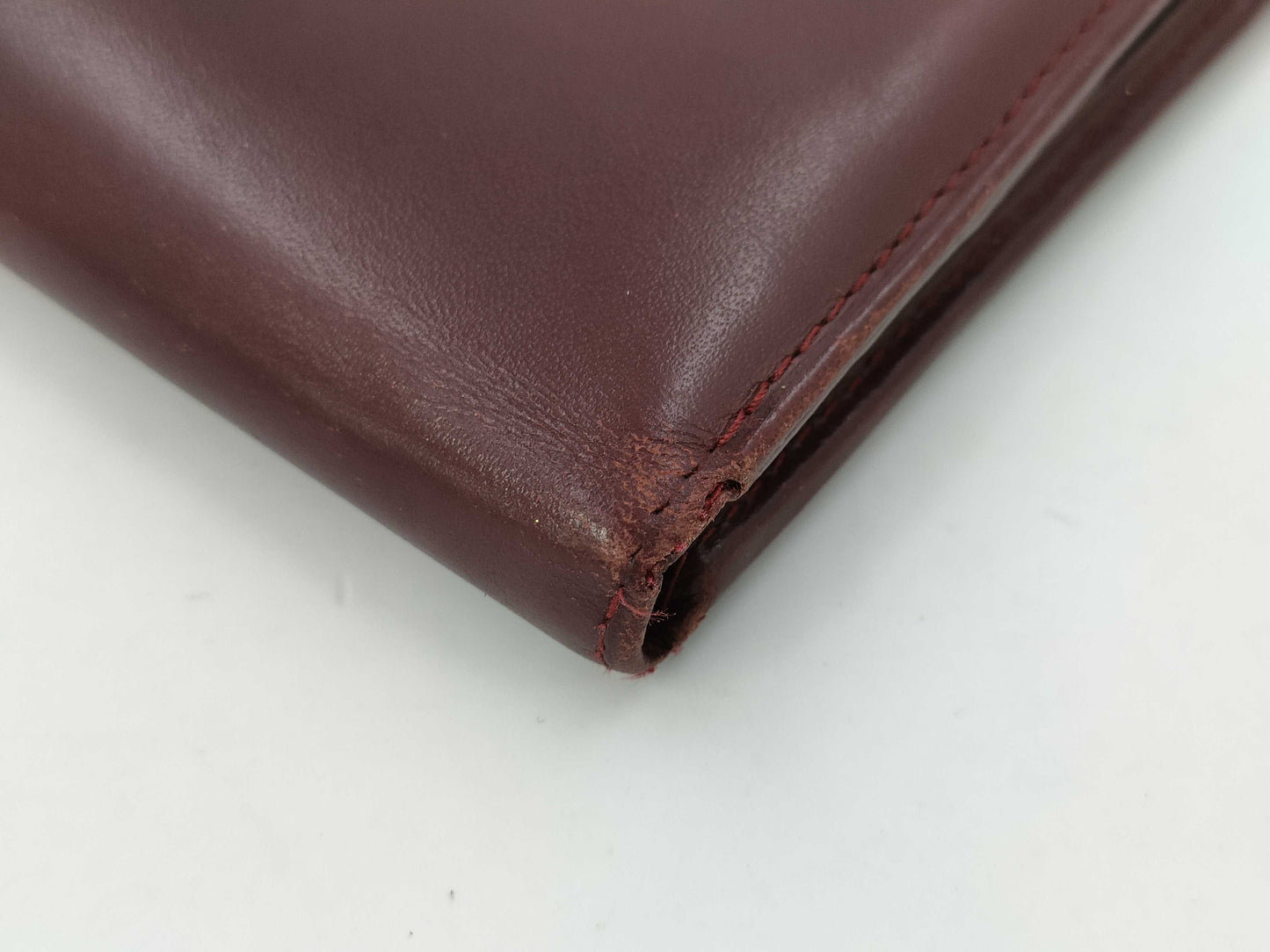 5 wallets/accessories from Louis Vuitton, Gucci, Cartier, etc. Other accessories