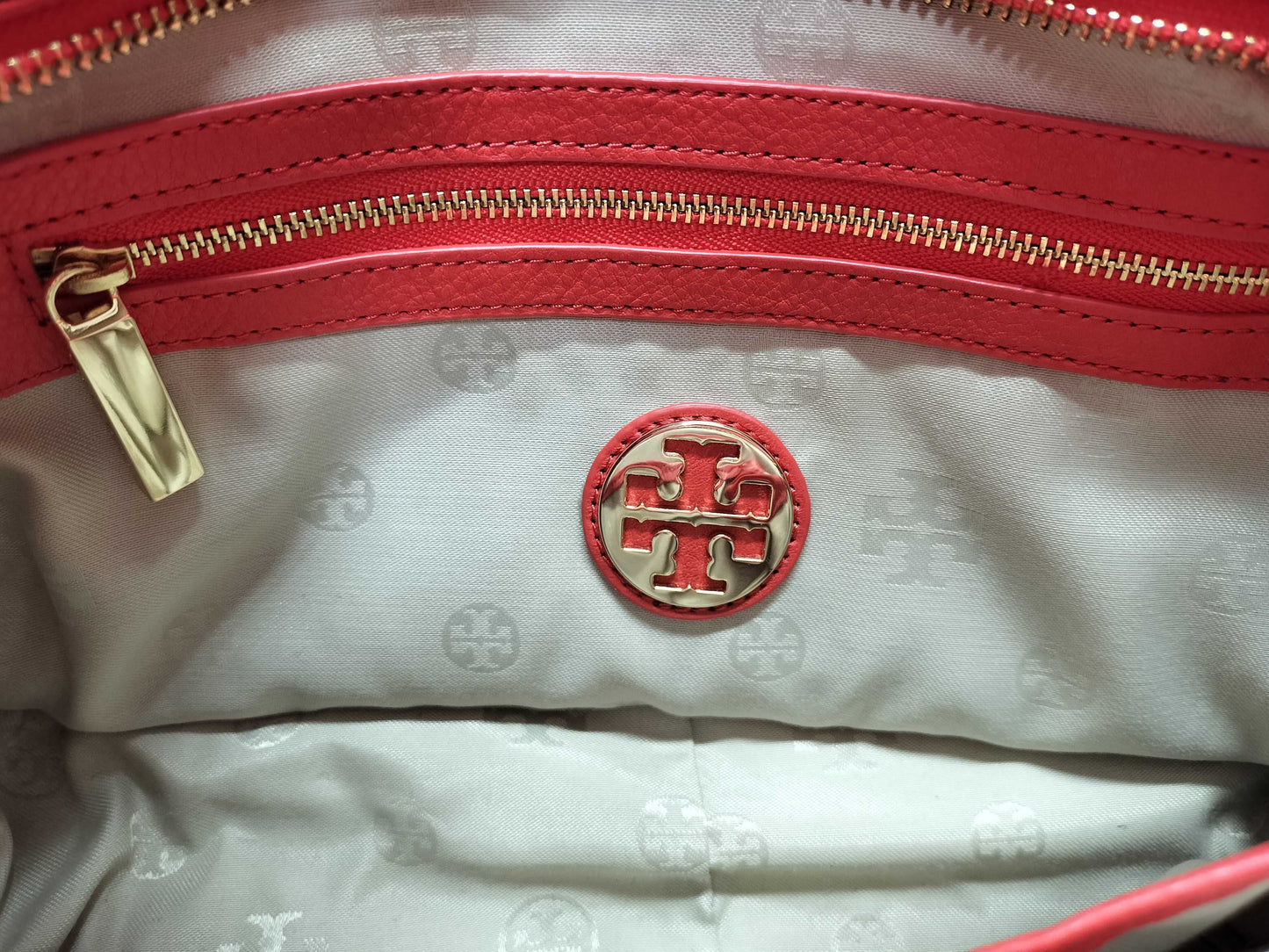 Tory Burch 2-Way Shoulder/Handbag/Tote Bag