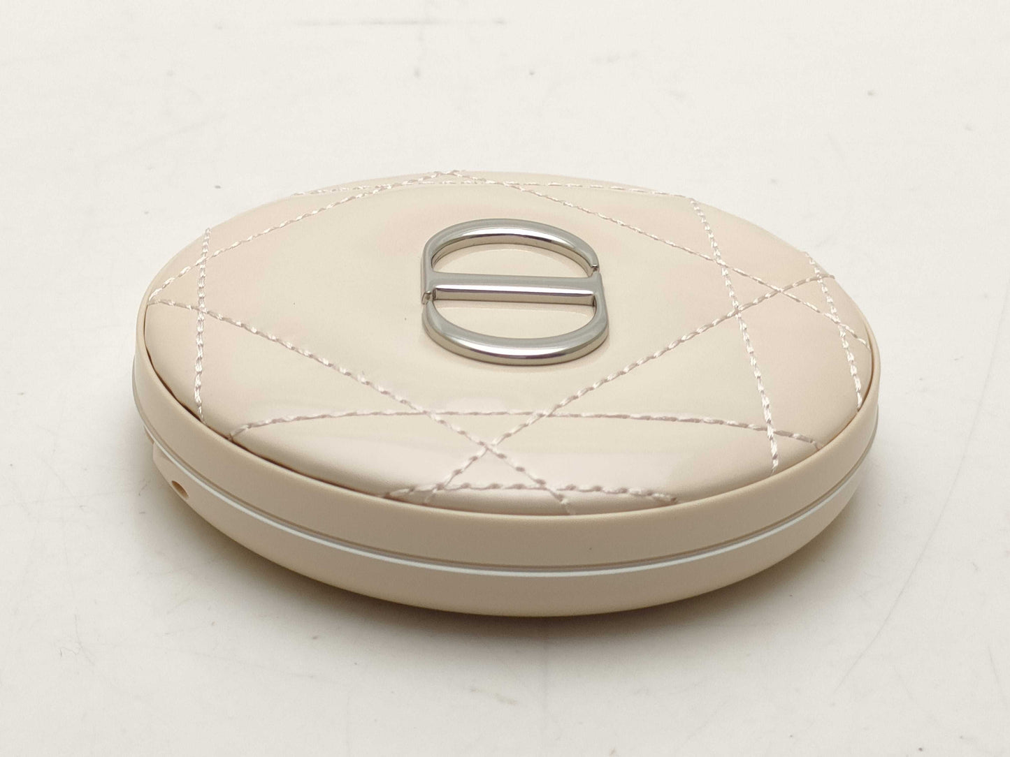 Dior Skin/Forever Glow Cushion Foundation Other Accessories
