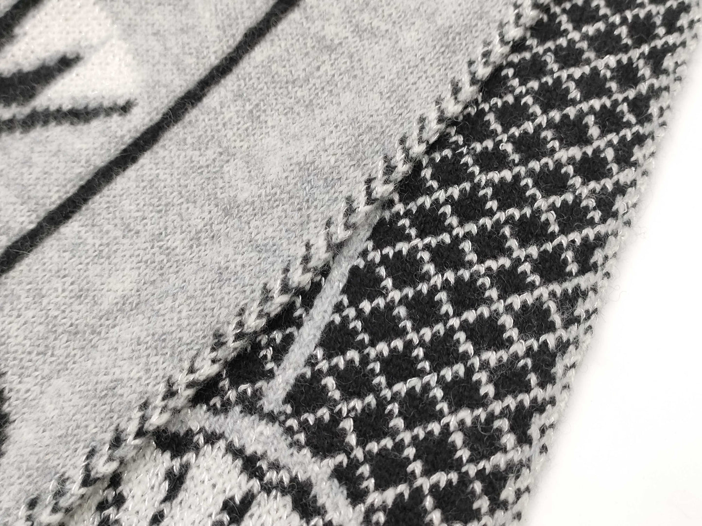 CHANEL scarf with Coco mark, cashmere, and tag