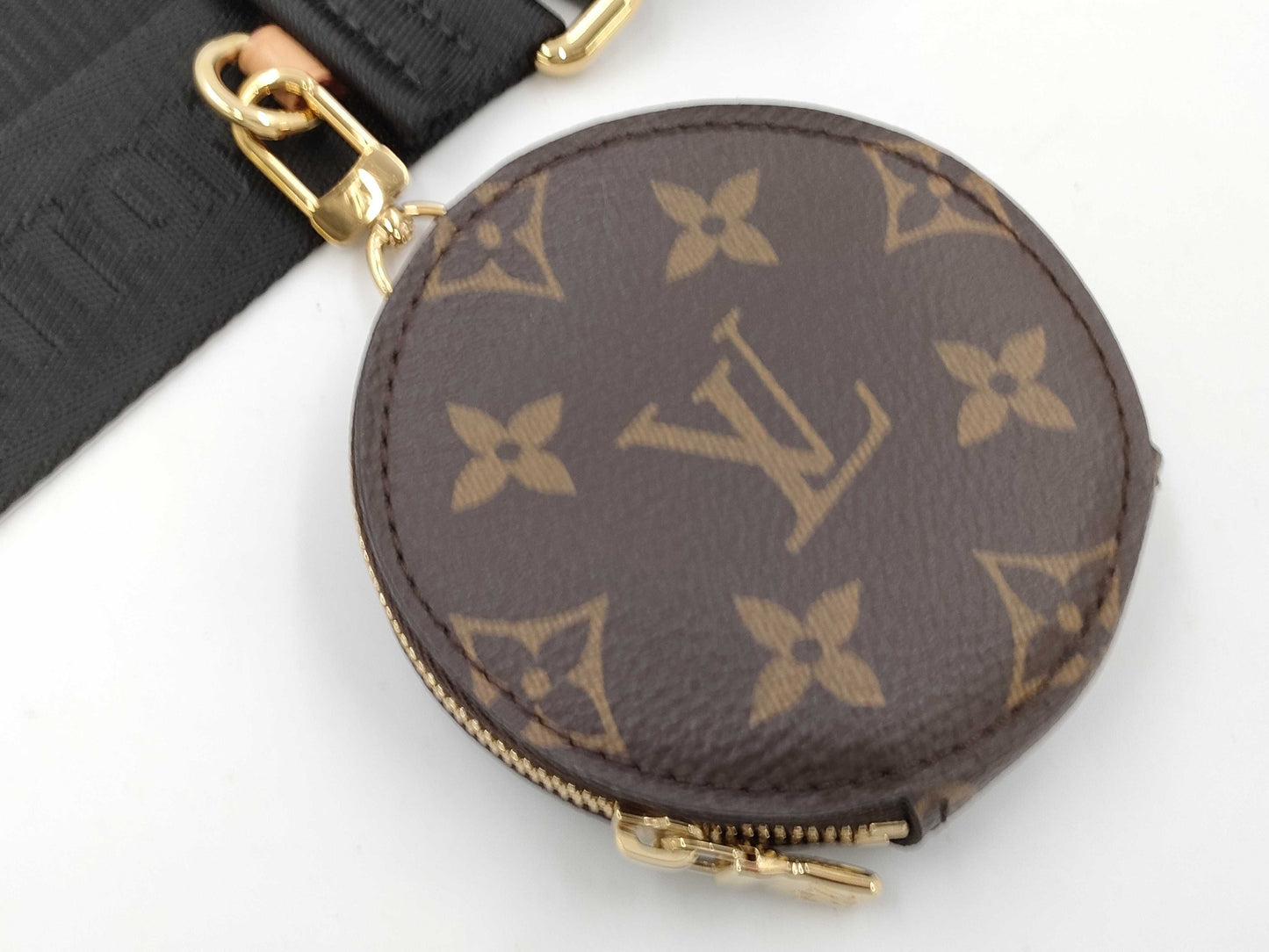 LOUIS VUITTON Monogram Coin Case with Shoulder Strap Multi Strap