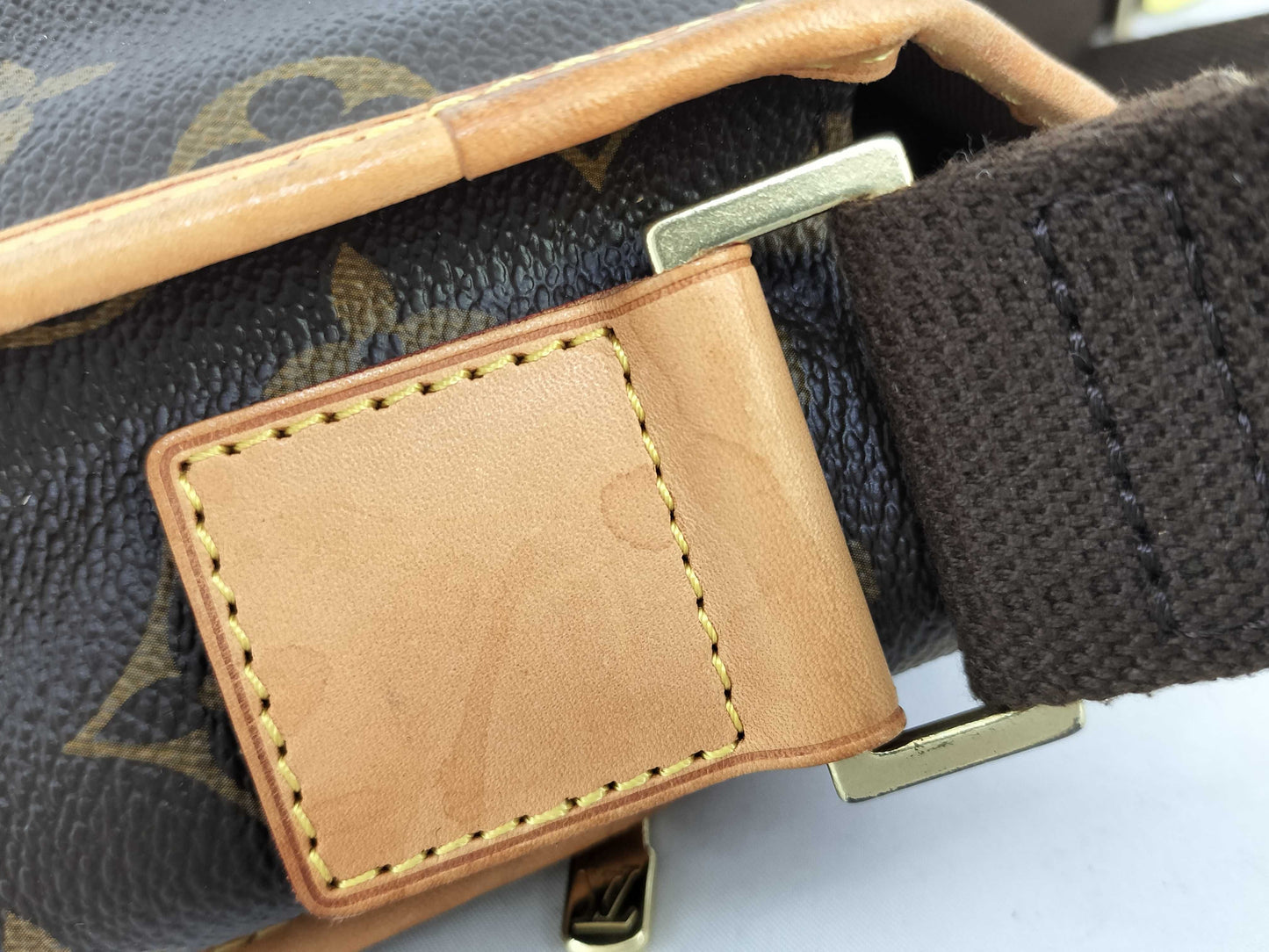 LOUIS VUITTON MI0027 Monogram M40106 Messenger Bosphor Shoulder Bag