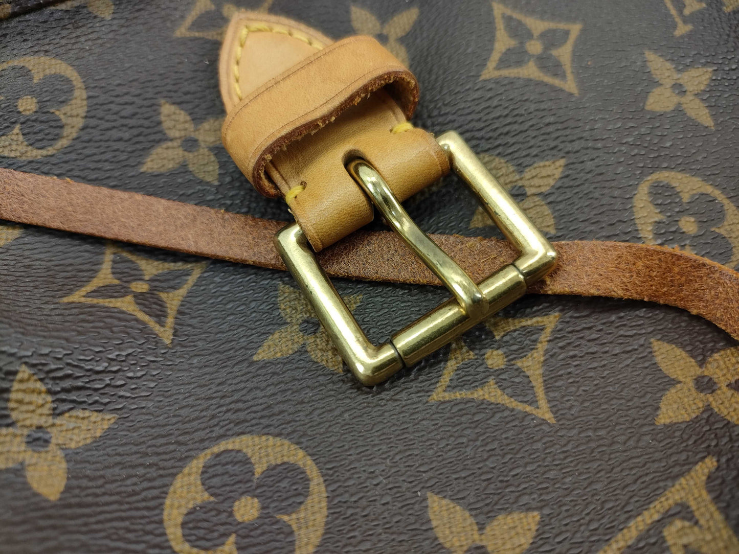 LOUIS VUITTON MI0946 Monogram M51136 Montsouris MM Backpack