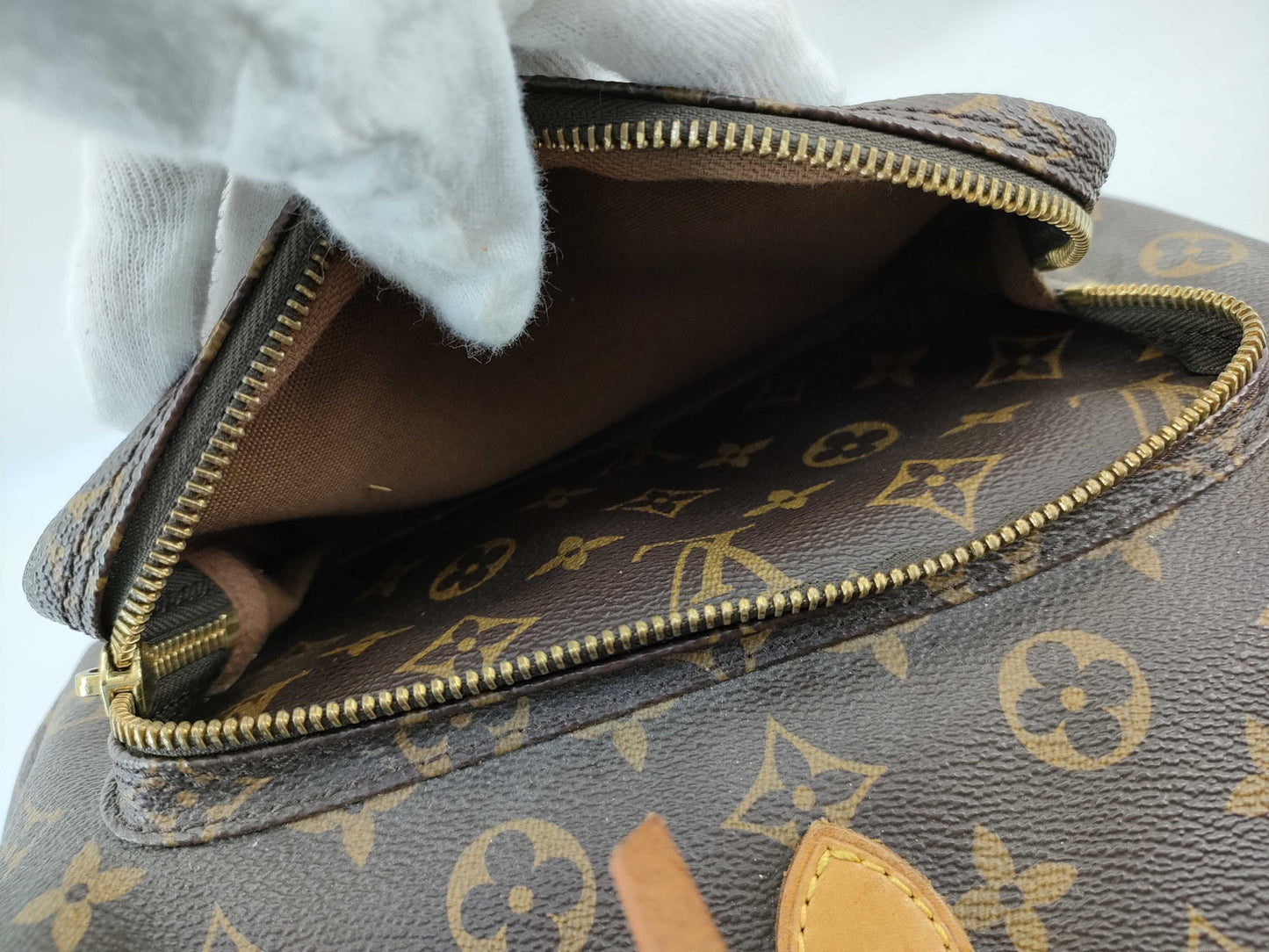 LOUIS VUITTON MI0946 Monogram M51136 Montsouris MM Backpack