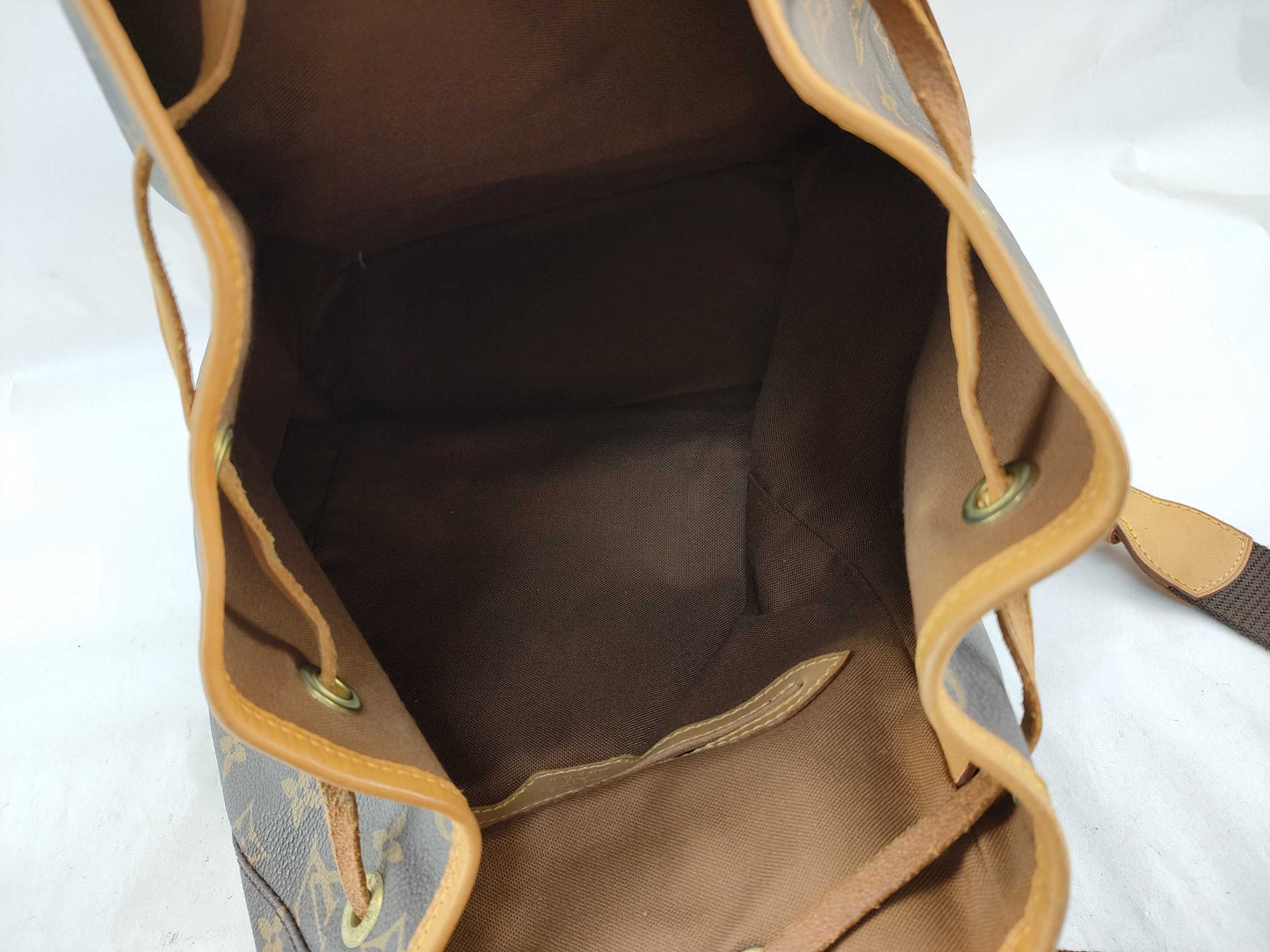 LOUIS VUITTON MI0946 Monogram M51136 Montsouris MM Backpack