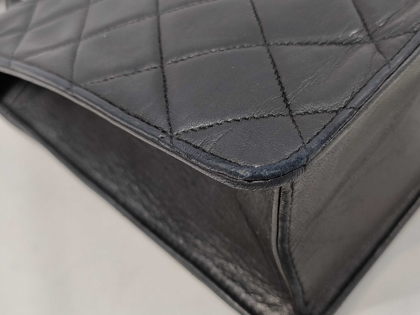 CHANEL Lambskin Matelasse Crossbody Shoulder Bag