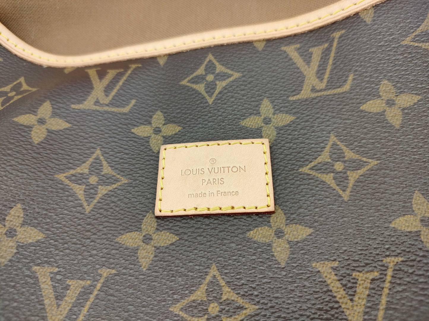 LOUIS VUITTON MB2153 Monogram M42256 Saumur 30 Shoulder Bag