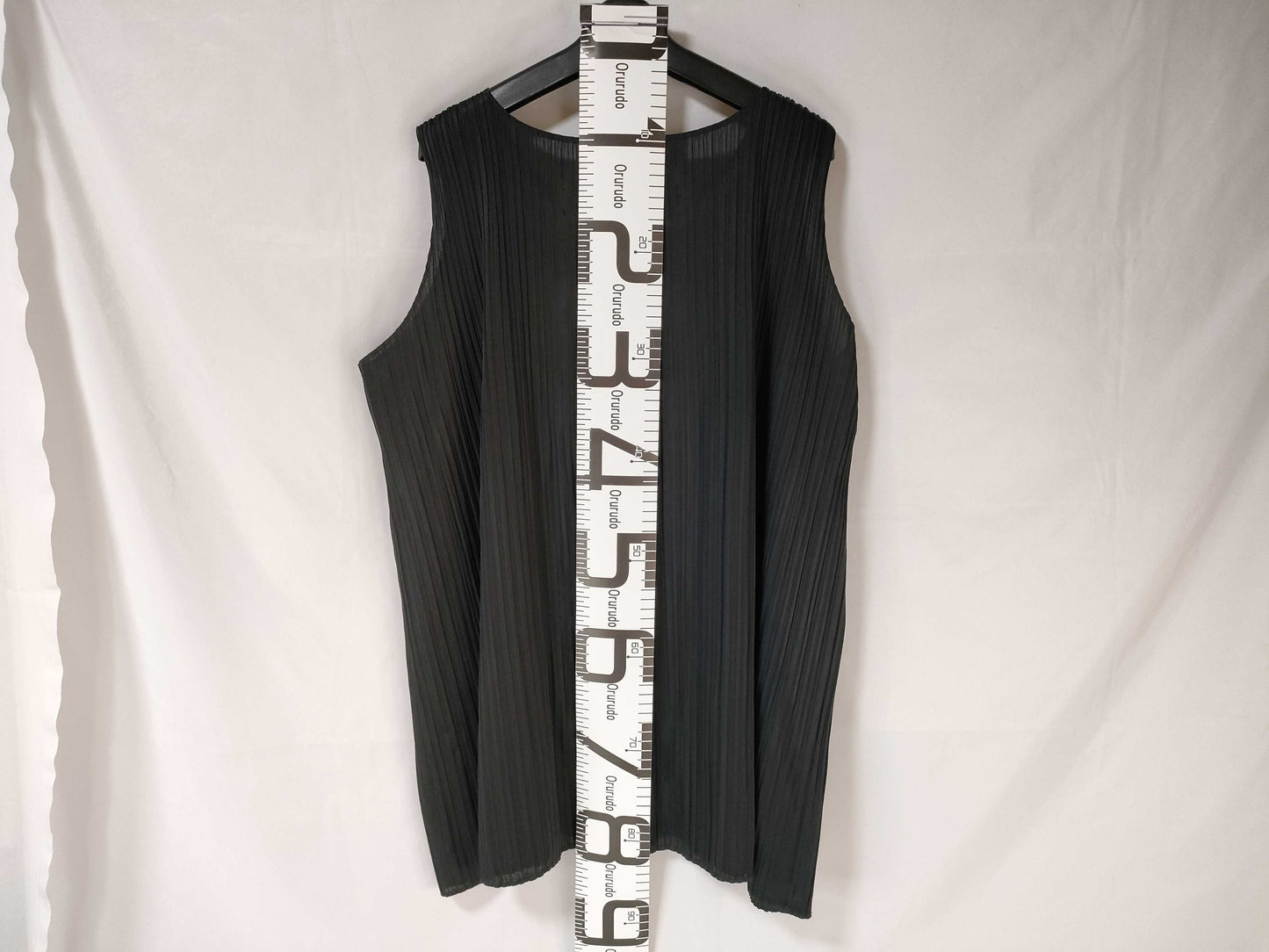 ISSEY MIYAKE Pleats Please Top Black Top