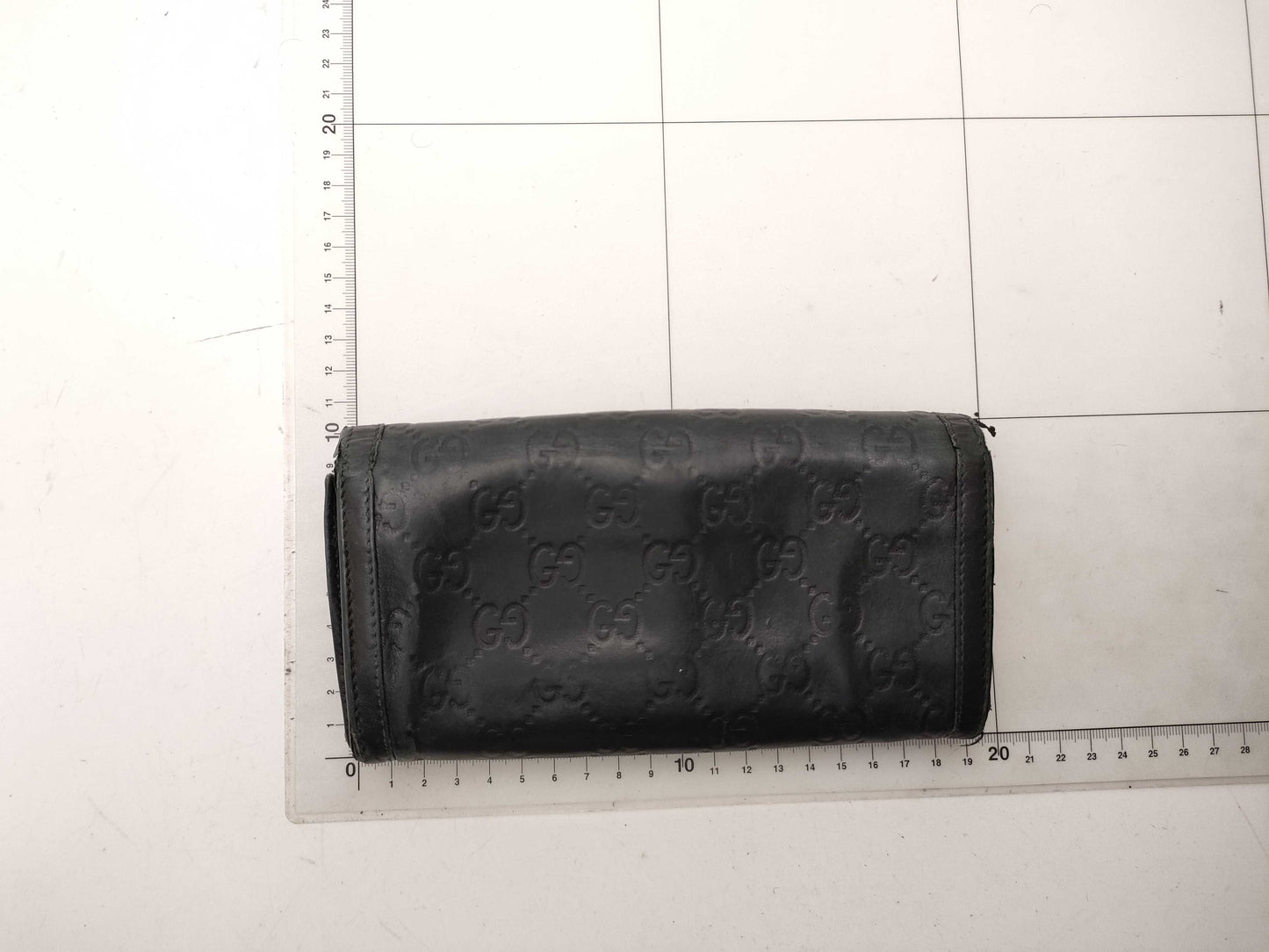 GUCCI GG Shima Interlocking Long Wallet