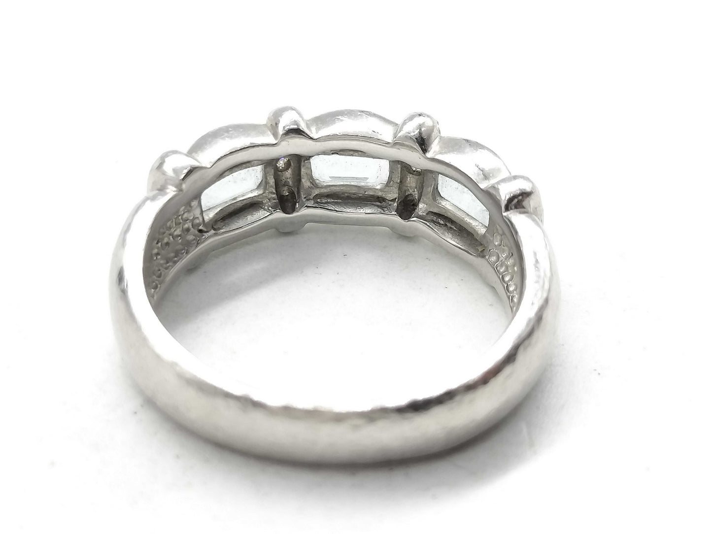AQ 0.77ct D 0.10ct Pt900 8.5g Ring