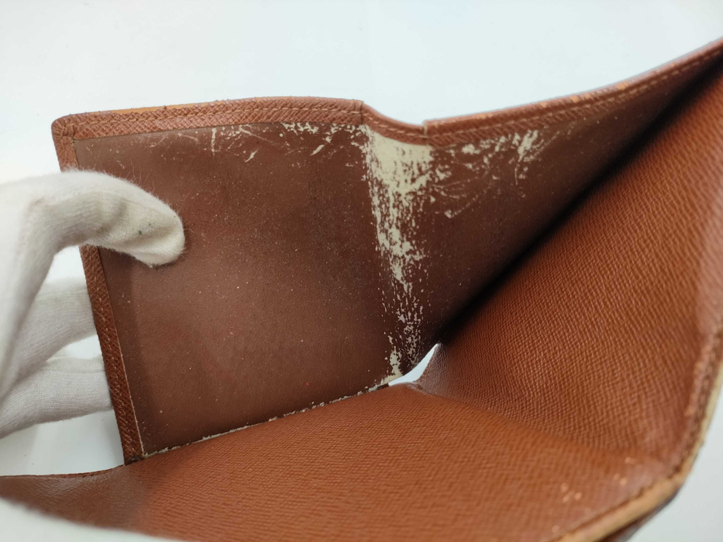 LOUIS VUITTON Monogram Double Hook Wallet
