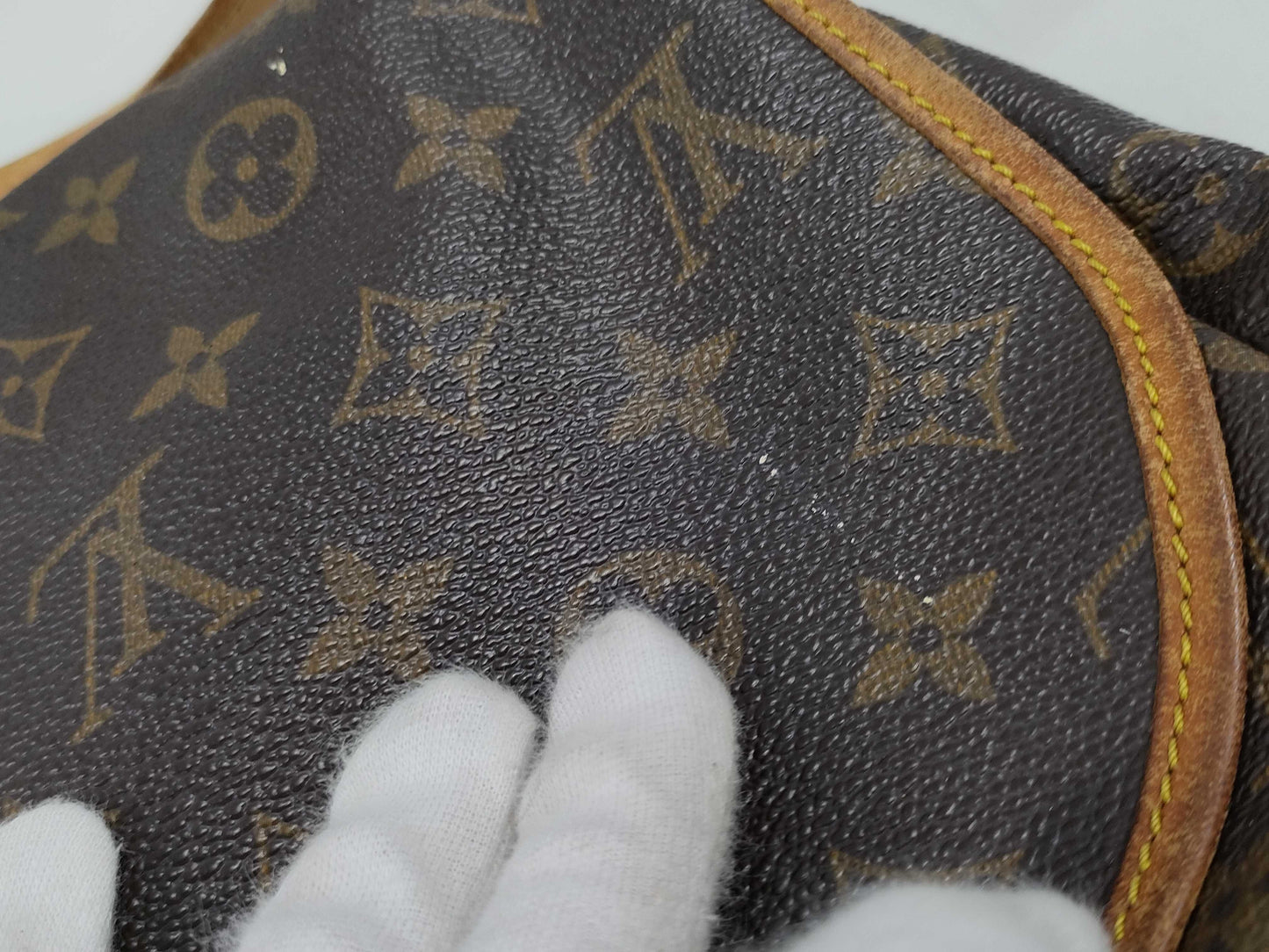 LOUIS VUITTON Monogram Saumur 30 Shoulder Bag