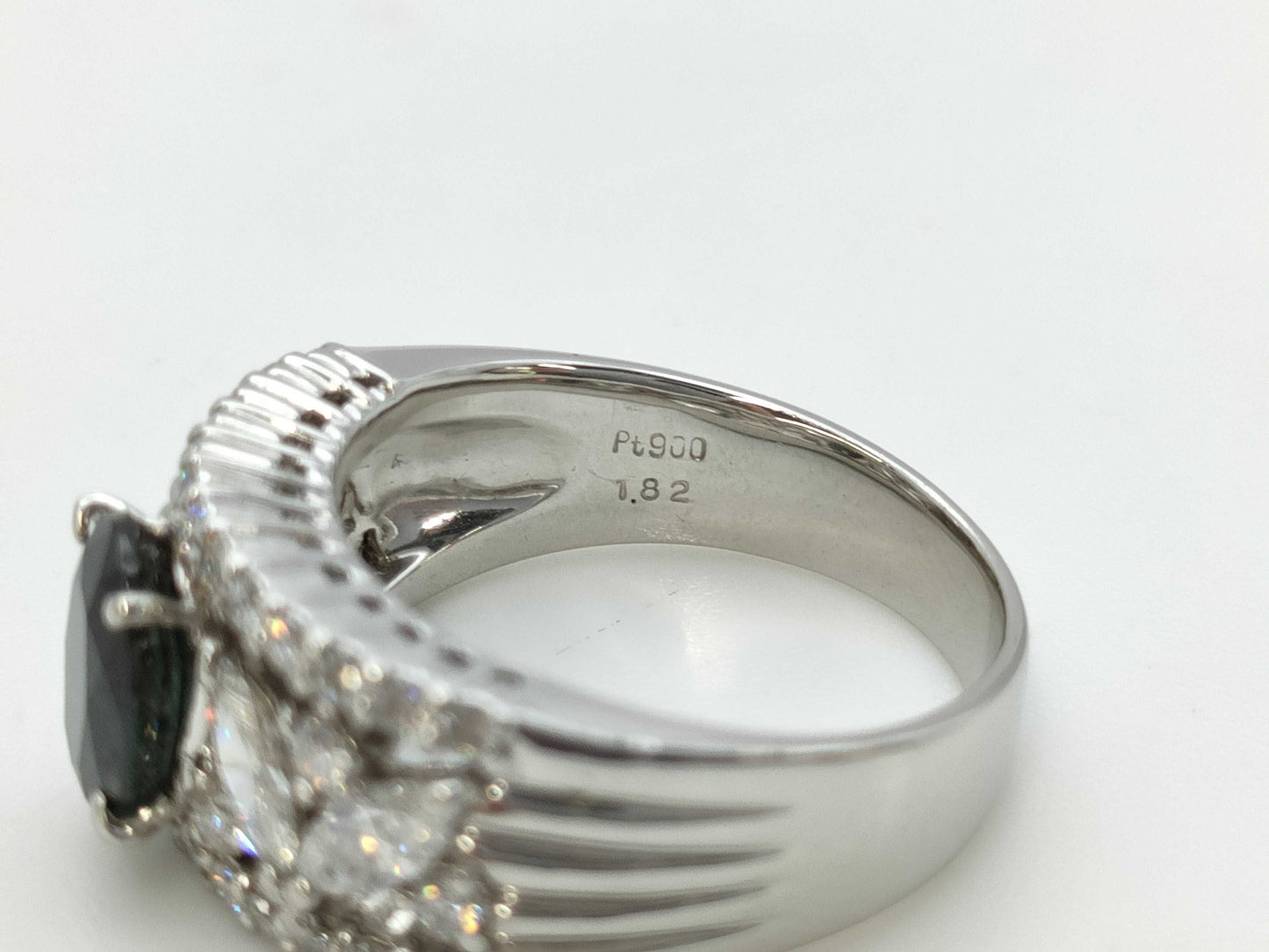 AX1.82ct D1.15ct Pt900 11.1g Ring