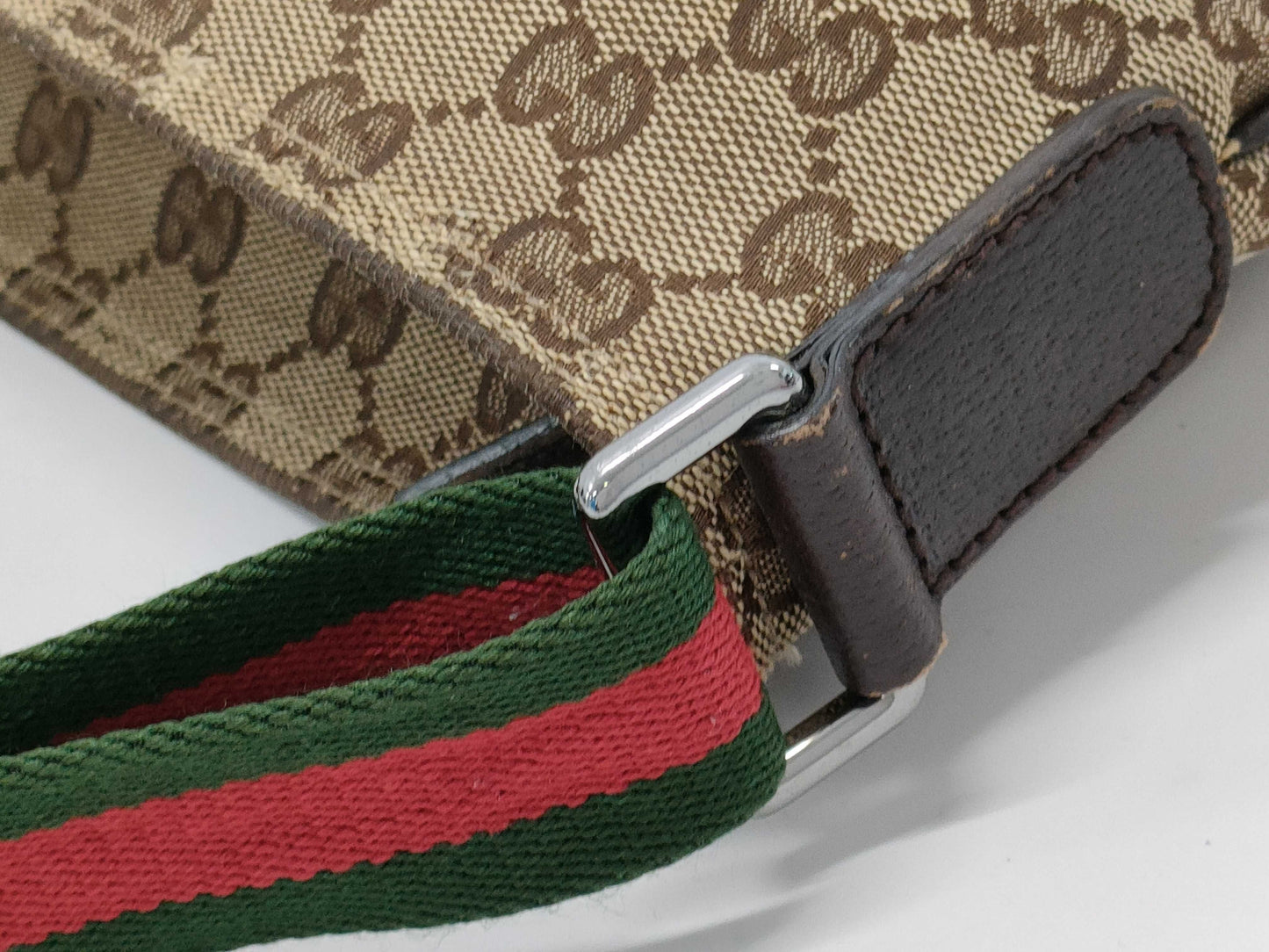 GUCCI 189749 GG Canvas Sherry Shoulder Bag