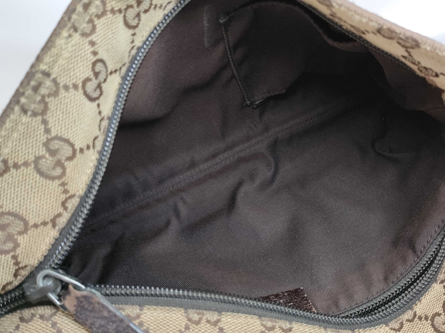 GUCCI 189749 GG Canvas Sherry Shoulder Bag