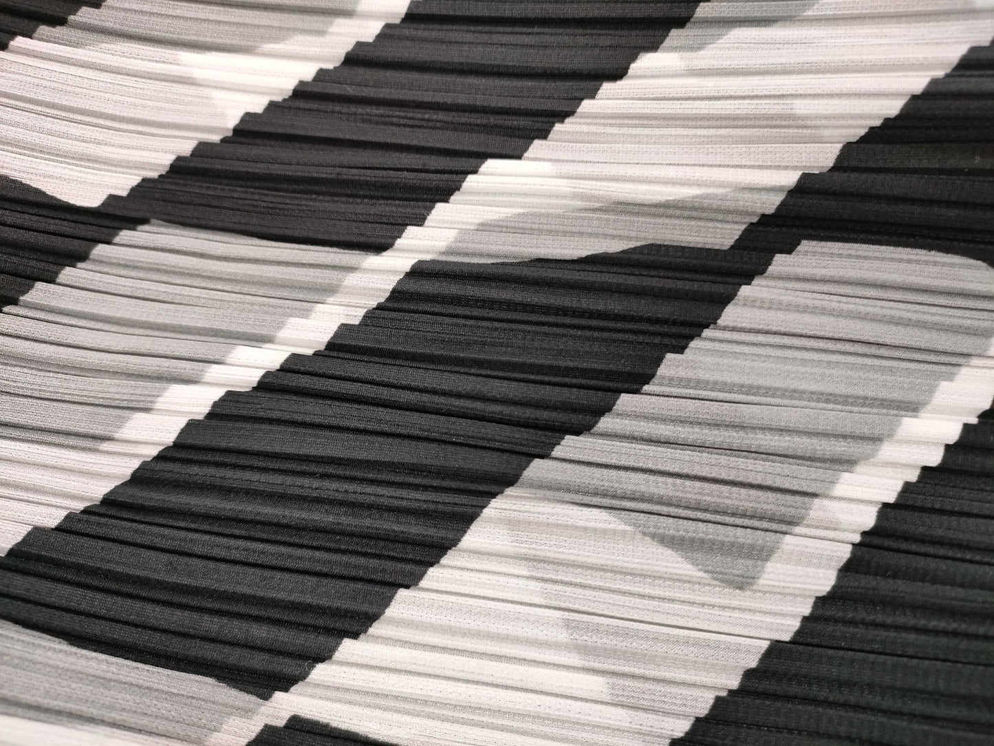 ISSEY MIYAKE Pleats Please Patterned Skirt