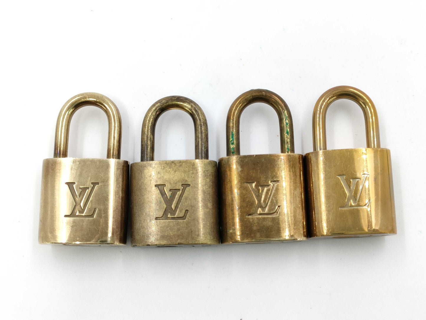 LOUIS VUITTON Cadena Padlock Padlock *4 pieces Other accessories