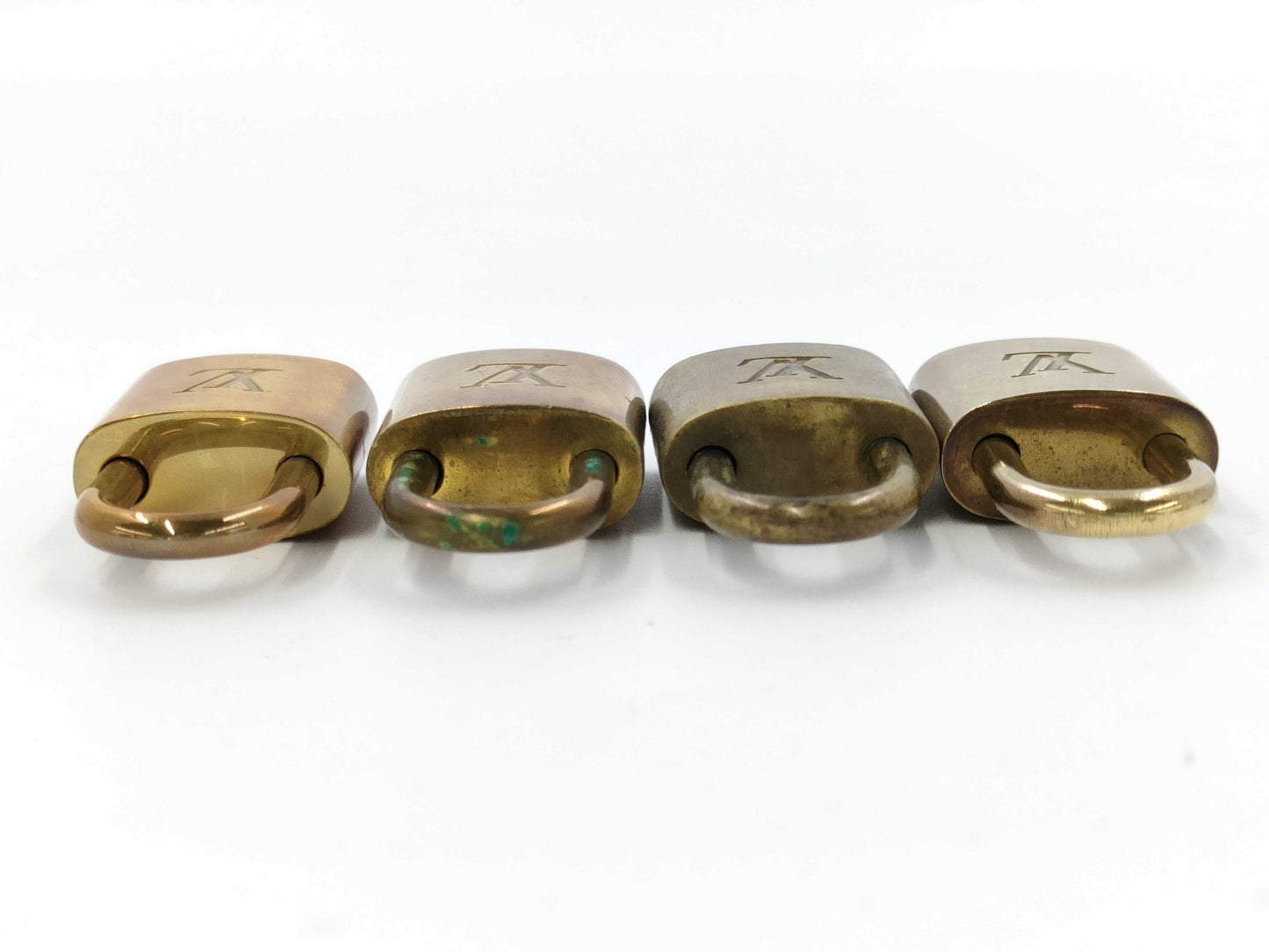 LOUIS VUITTON Cadena Padlock Padlock *4 pieces Other accessories