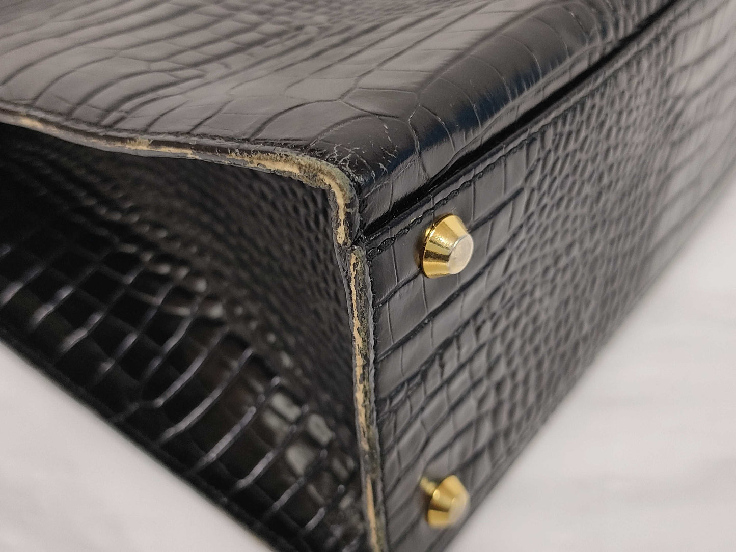 Yves Saint Laurent Crocodile Leather Handbag Handbag