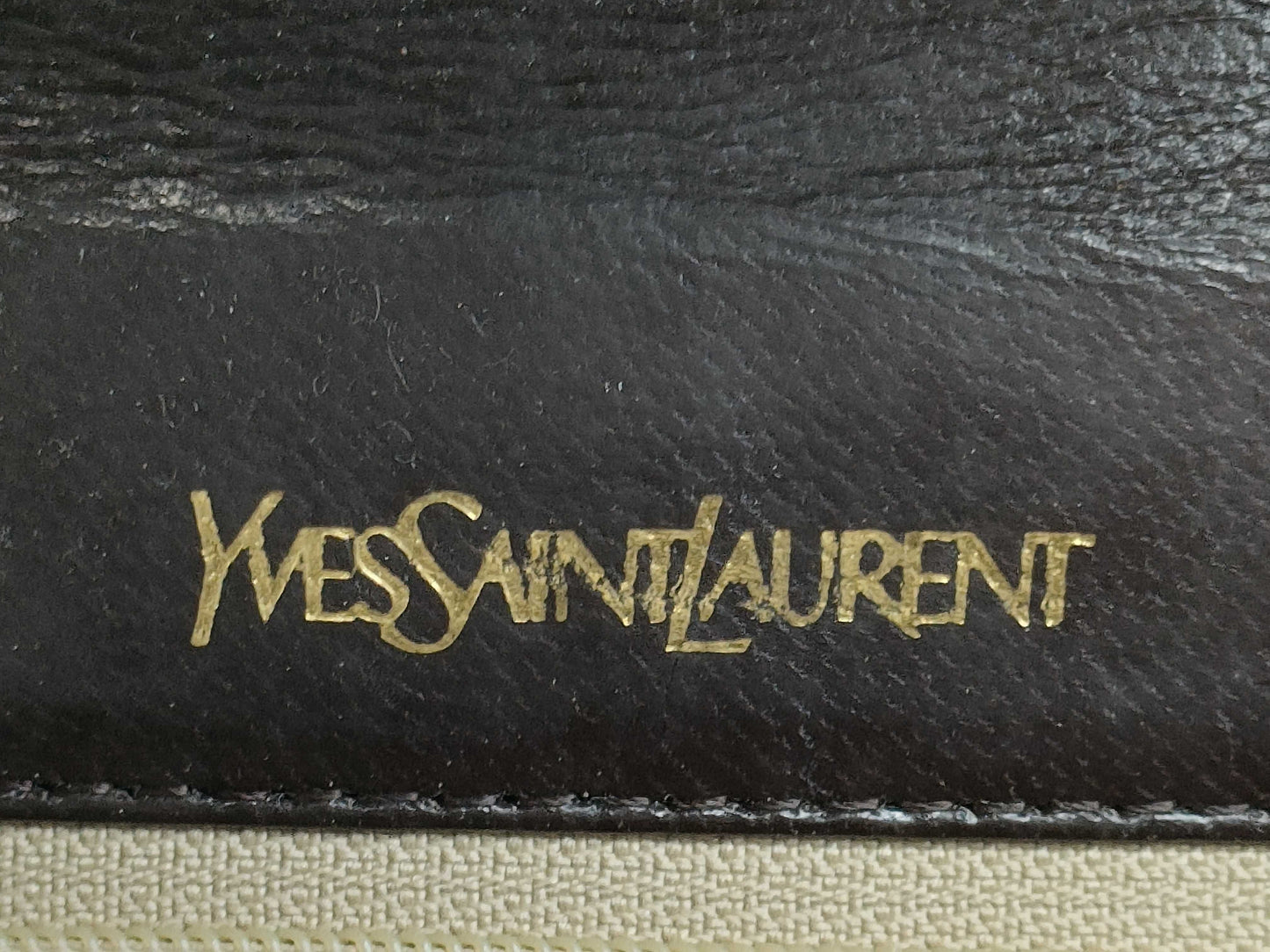 Yves Saint Laurent Leather Shoulder Bag Shoulder Bag