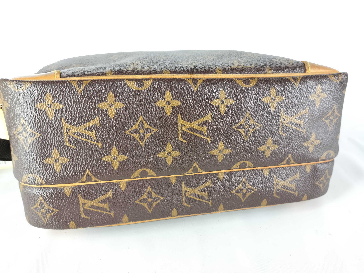 LOUIS VUITTON AR0090 Monogram M45244 Nile Shoulder Bag