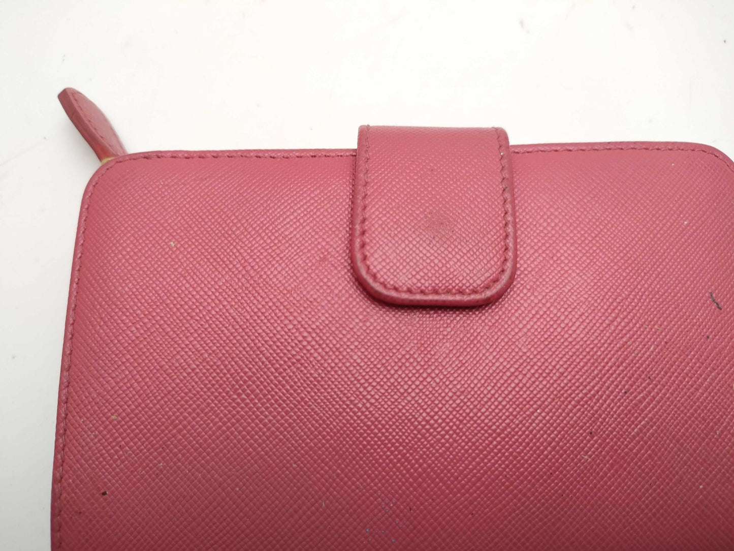 PRADA Saffiano Wallet/Consideration Wallet
