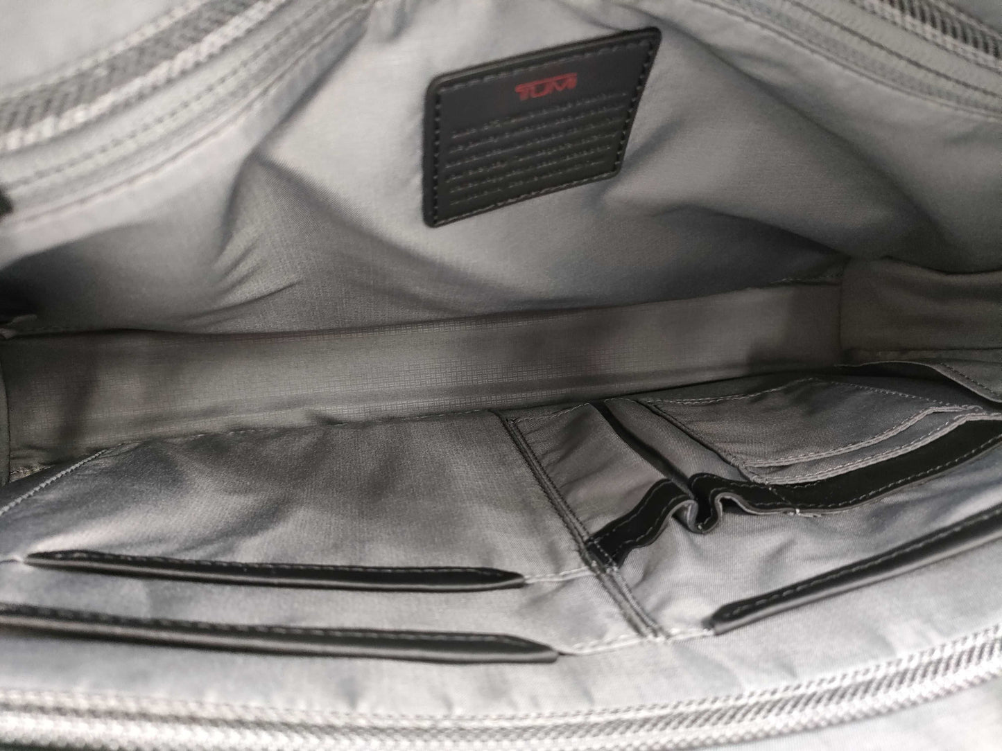 TUMI Alpha 3 Business Bag Shoulder Bag