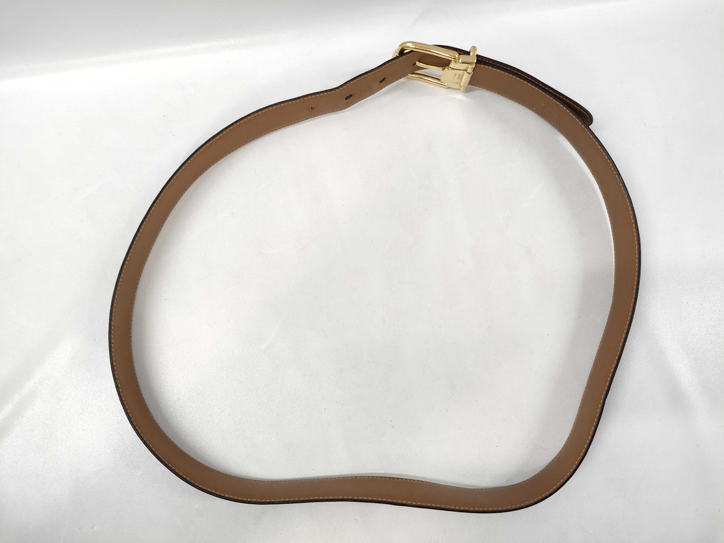 GUCCI Gold-colored Buckle Belt