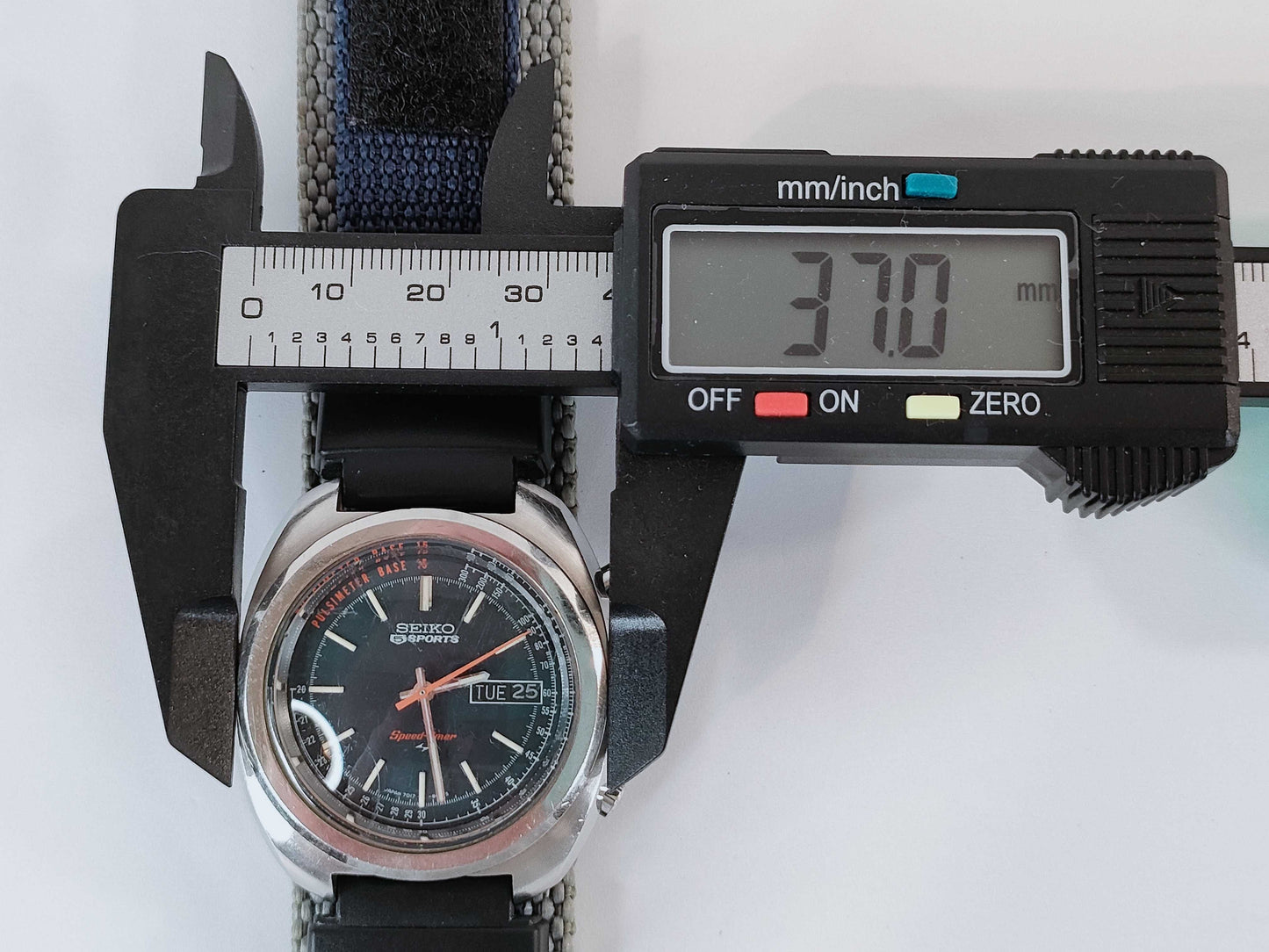 SEIKO 5sports/7017-8000 Men's Watch