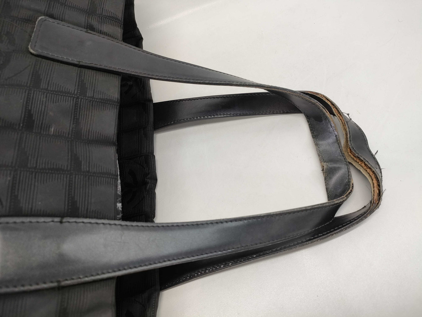 CHANEL Neutra Tote Bag