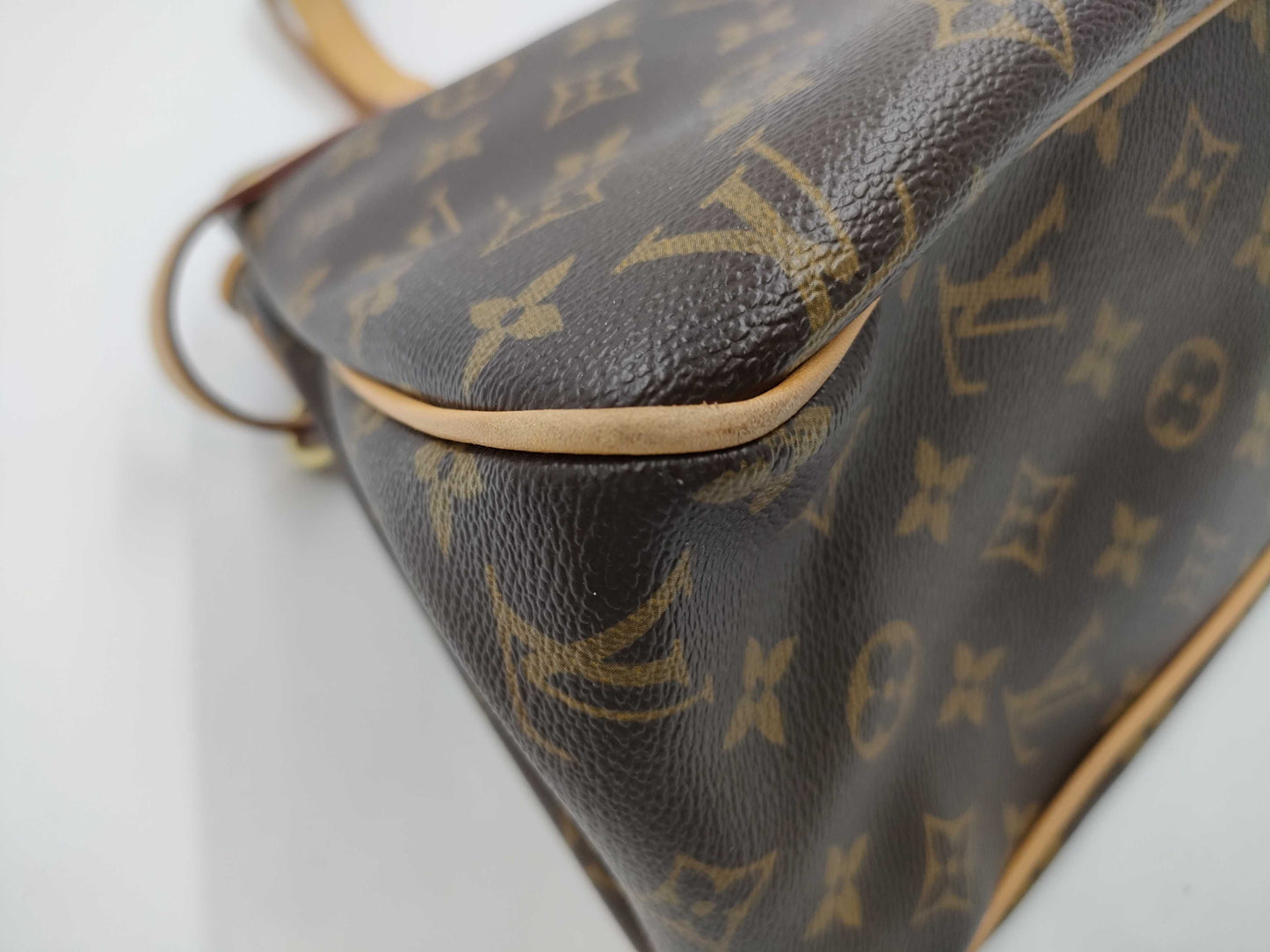 LOUIS VUITTON Monogram M51153 Batignolles Vertical Tote Bag