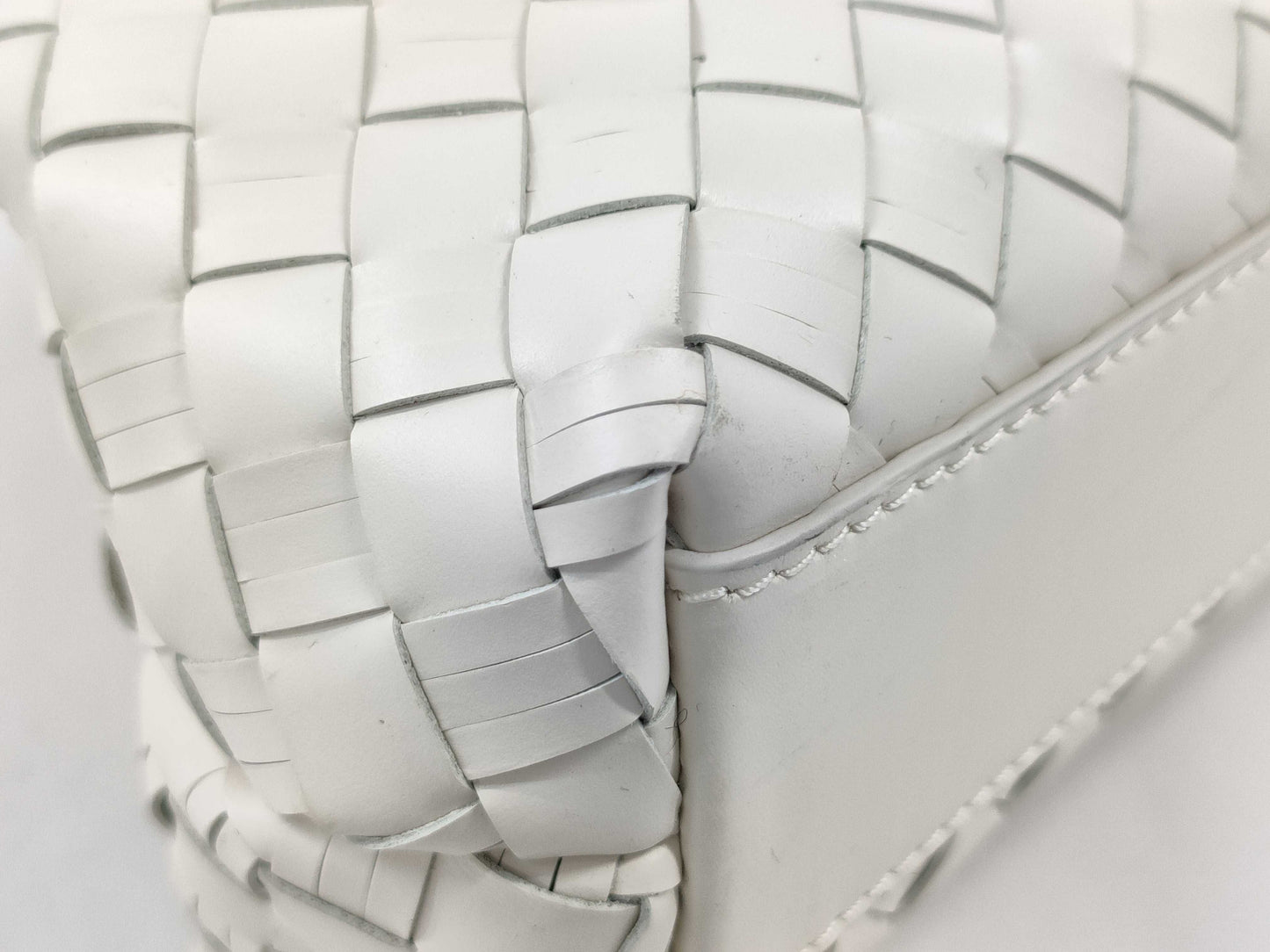 Cole Haan Chain Clasp Shoulder Bag
