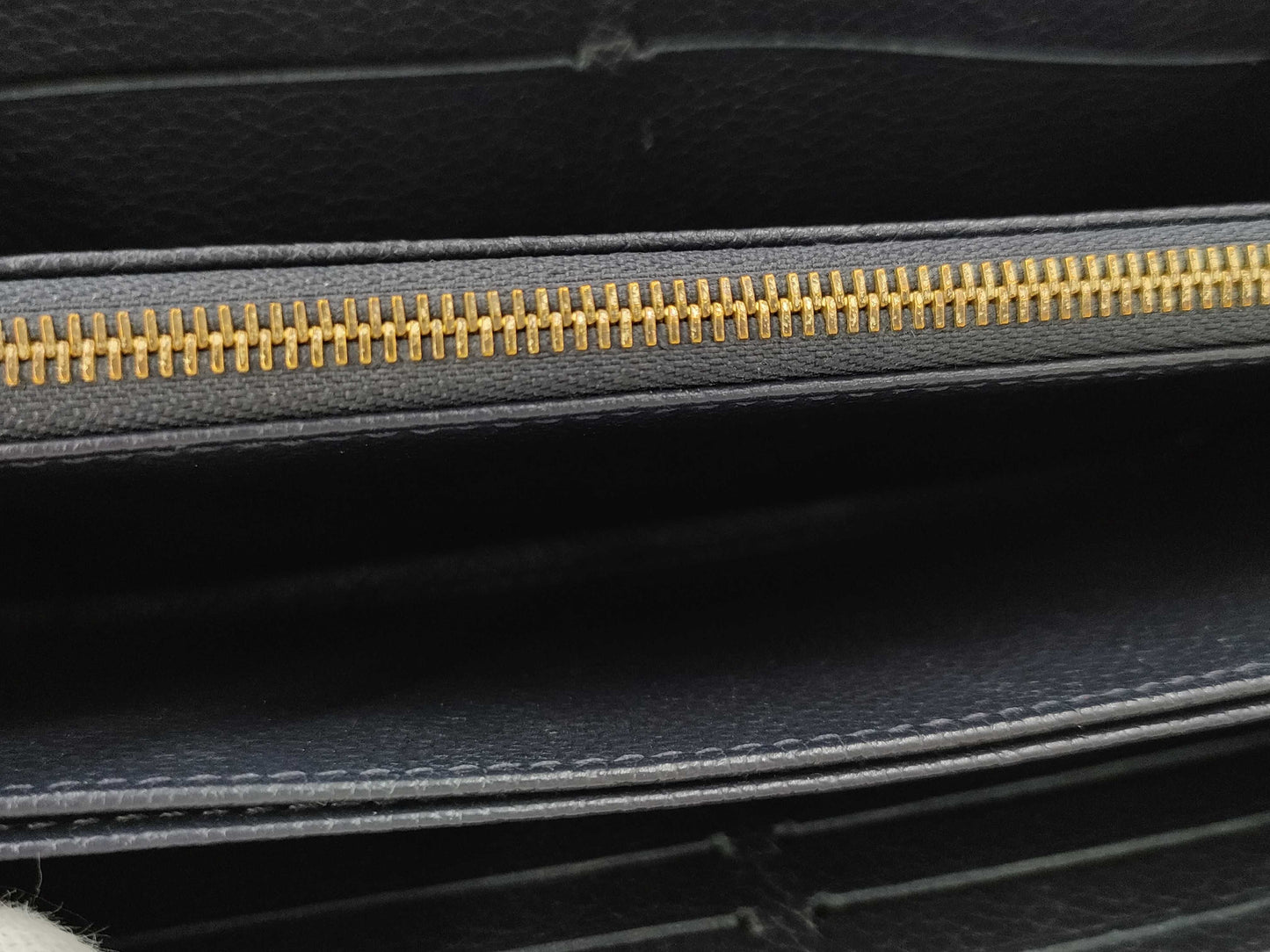 LOUIS VUITTON Monogram Empreinte/Round Wallet