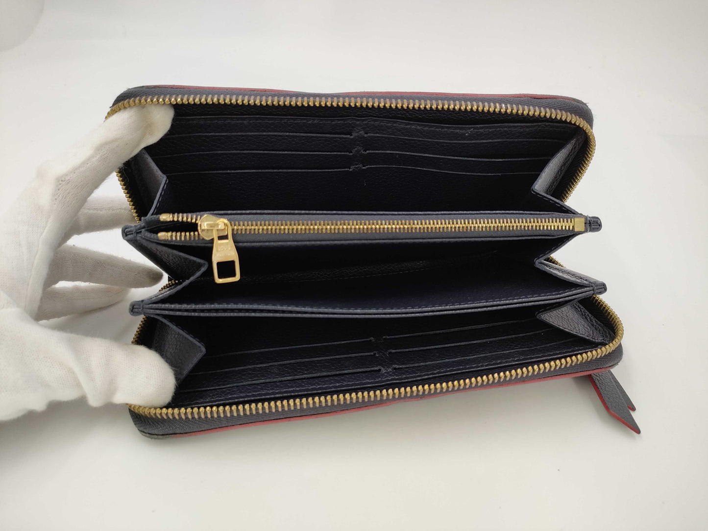 LOUIS VUITTON Monogram Empreinte/Round Wallet