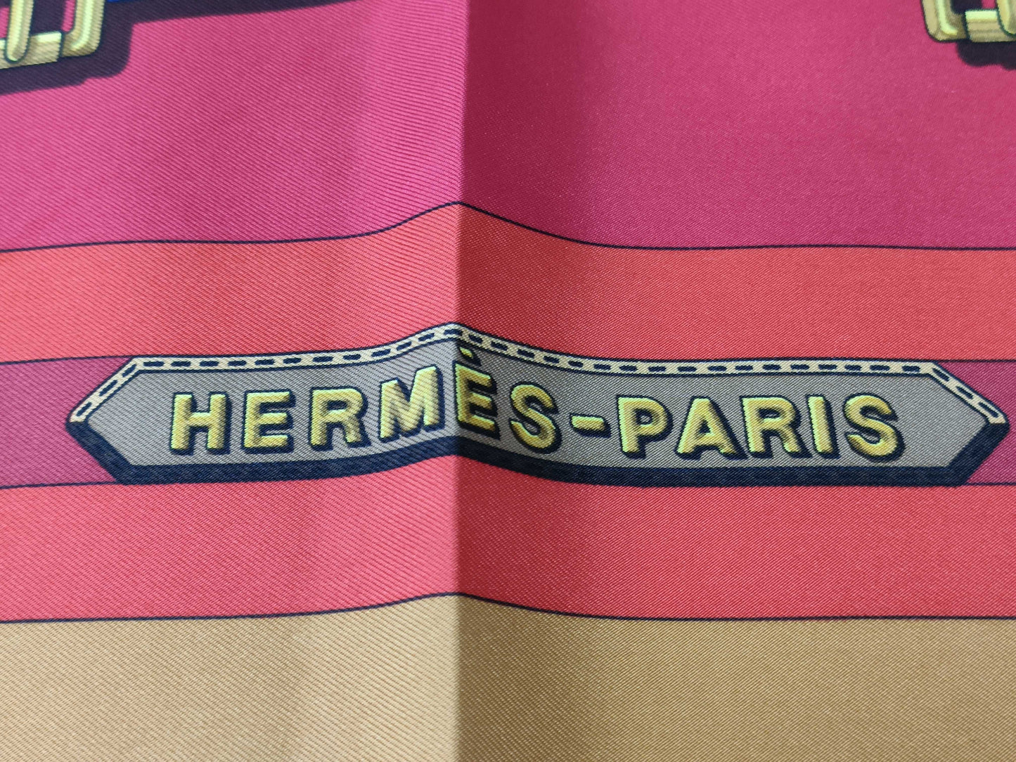 HERMES Carre J. METZ Other accessories
