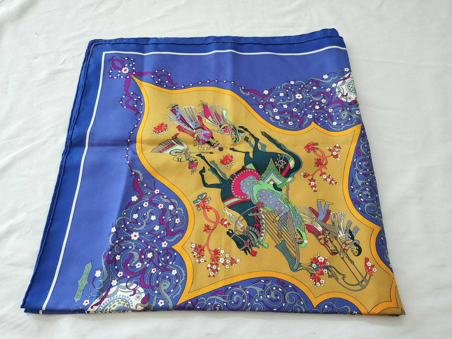 HERMES Carré 90 Persian Poetry Scarf