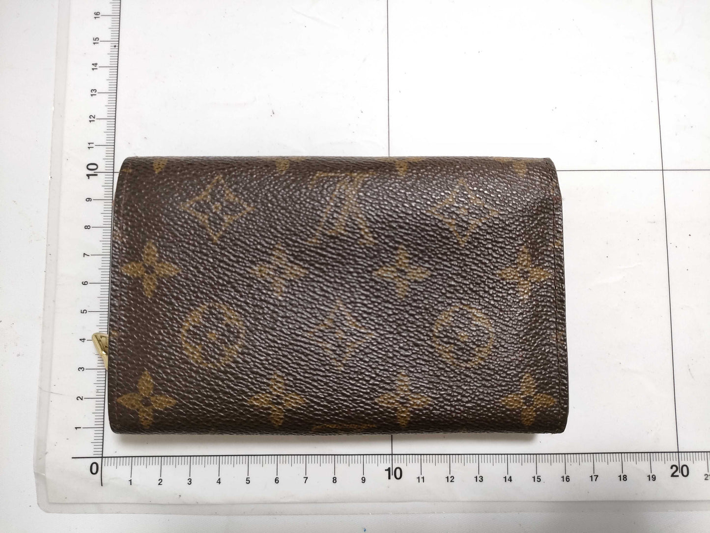 LOUIS VUITTON RFID Unverified Monogram Wallet 1 Piece Wallet