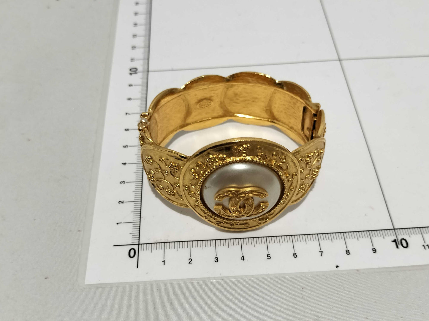 CHANEL Comment 96A Coco Mark 96a Bangle Bracelet Bangle