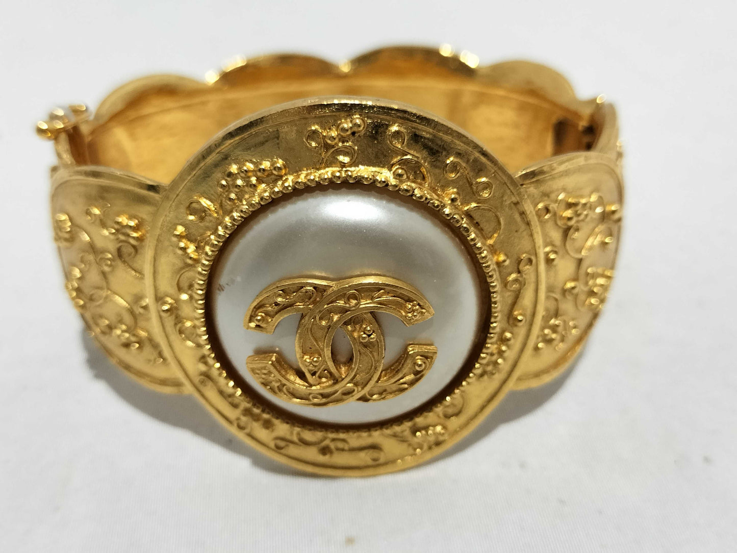CHANEL Comment 96A Coco Mark 96a Bangle Bracelet Bangle