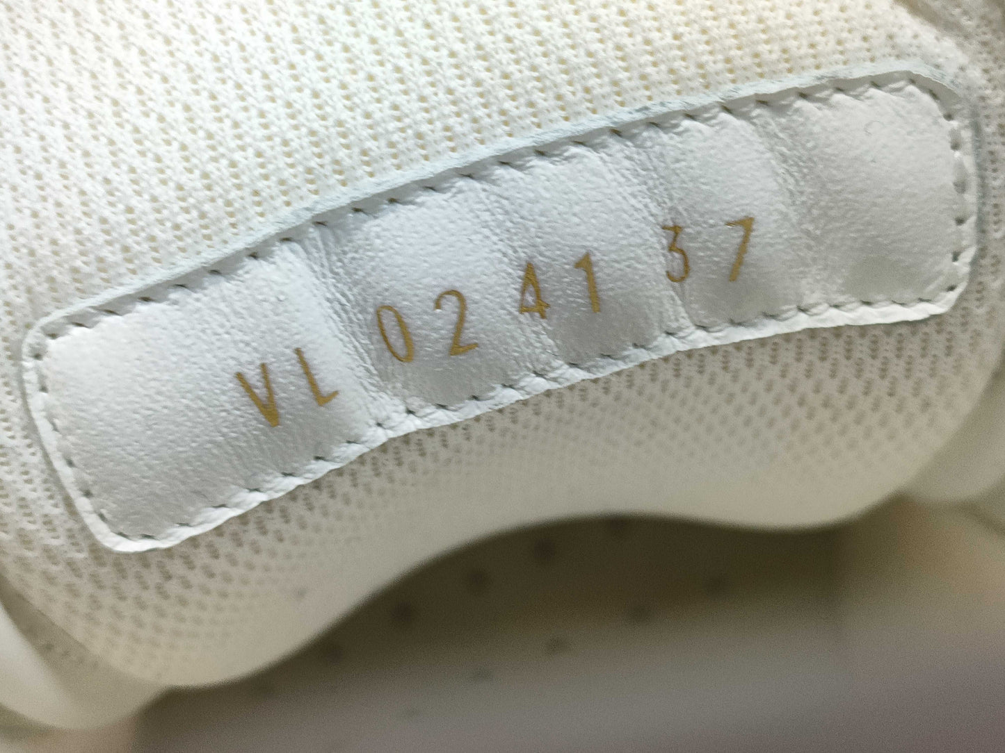 LOUIS VUITTON Squad Line/High-top Sneakers