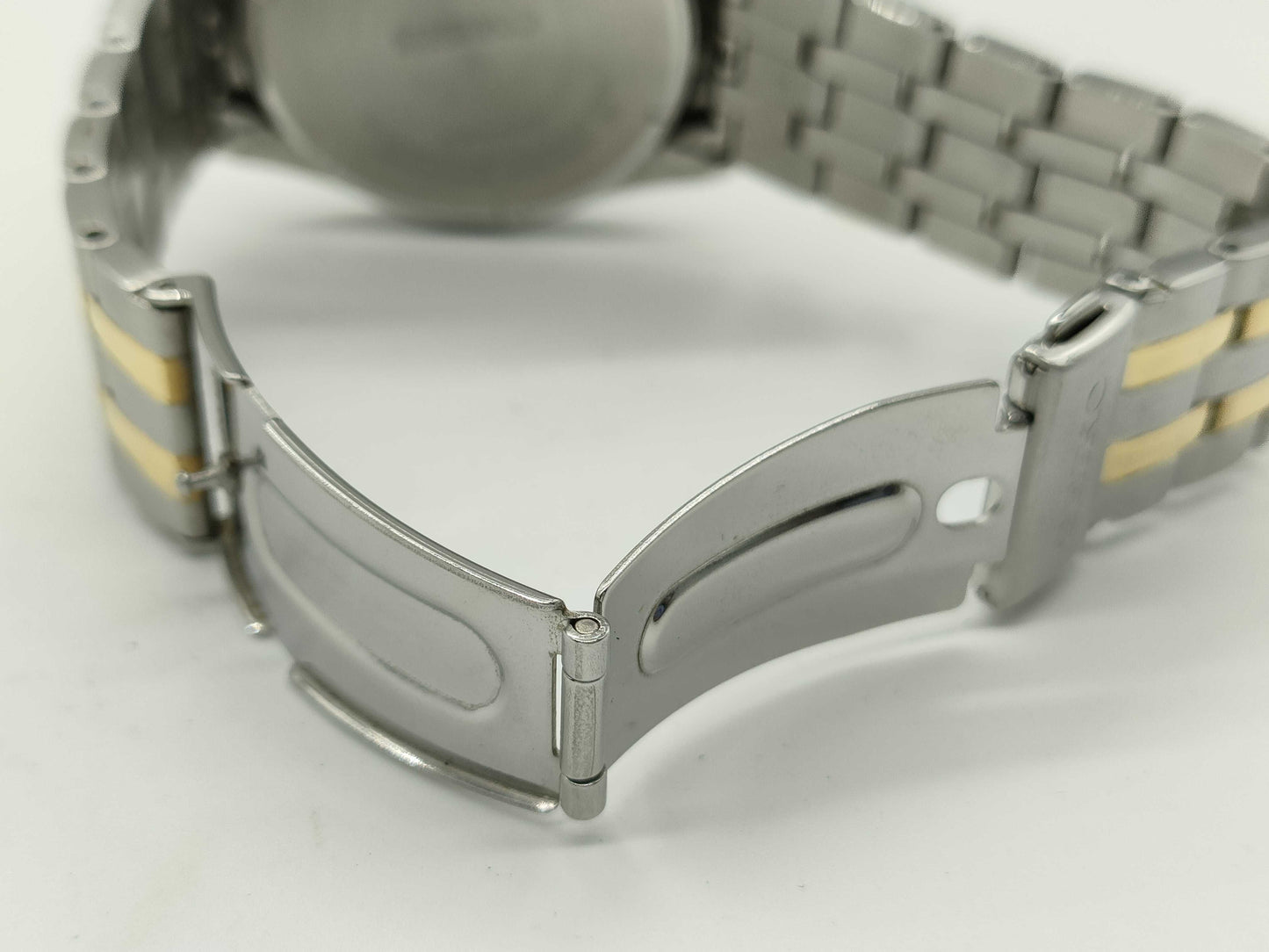 SEIKO V158-0BA0 Men's Watch