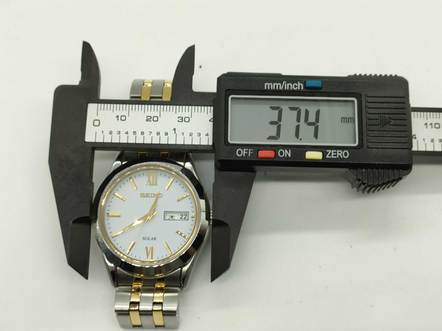 SEIKO V158-0BA0 Men's Watch