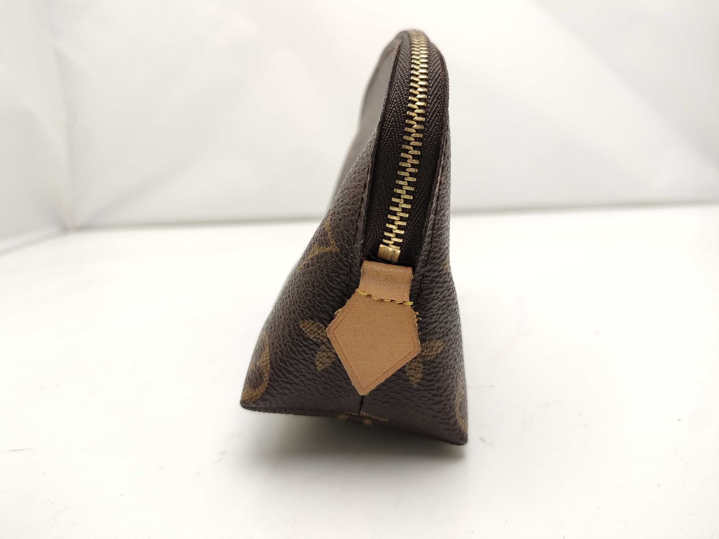 LOUIS VUITTON Monogram M47515 Cosmetic Pouch