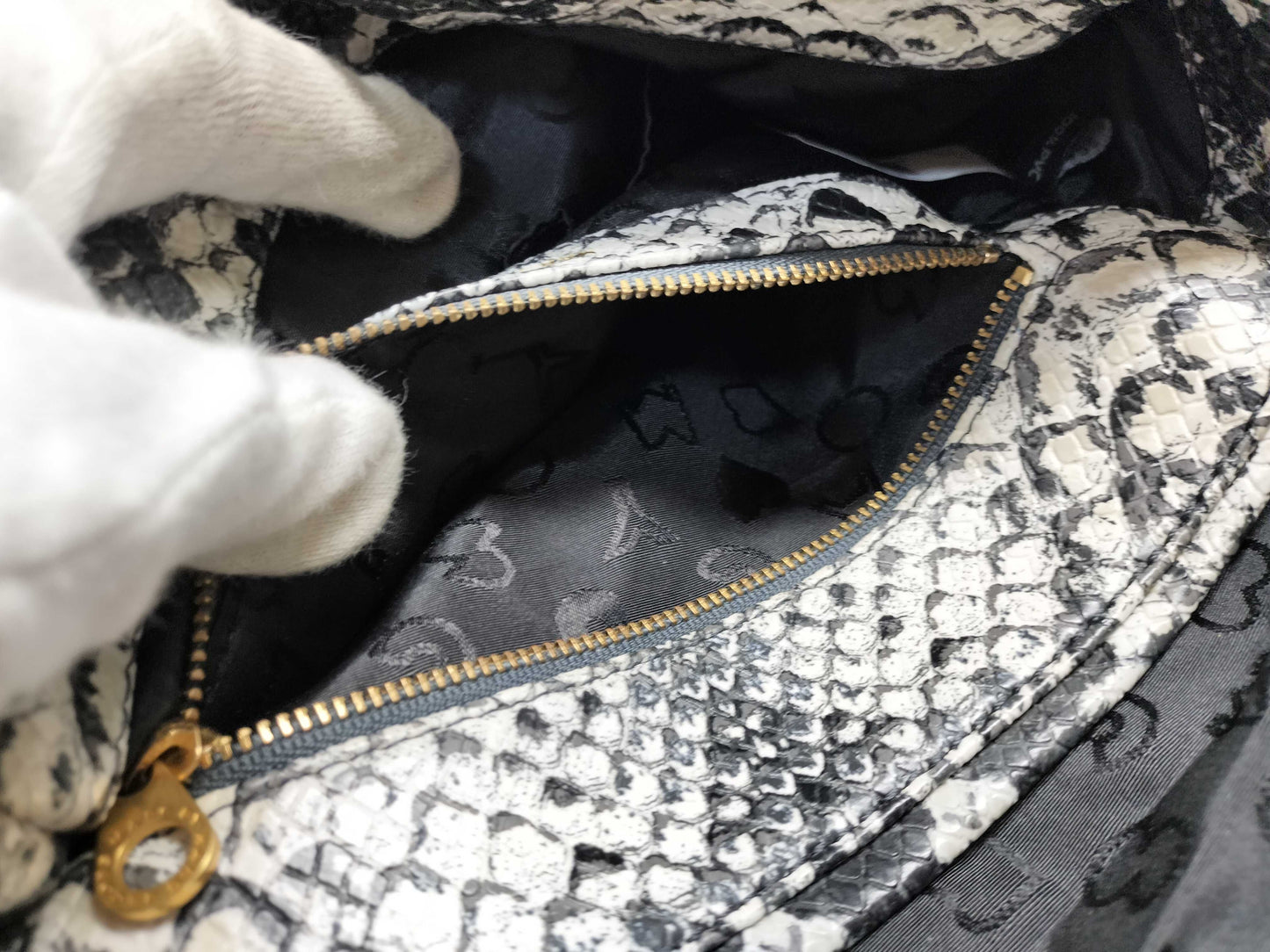 MARC BY MARC JACOBS Marc Jacobs Crocodile Shoulder Bag Shoulder Bag